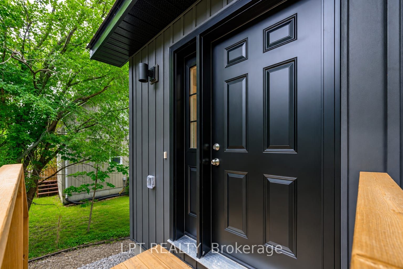 29 Pavillion Road, Kawartha Lakes, ON K0M 1L0 photo 5