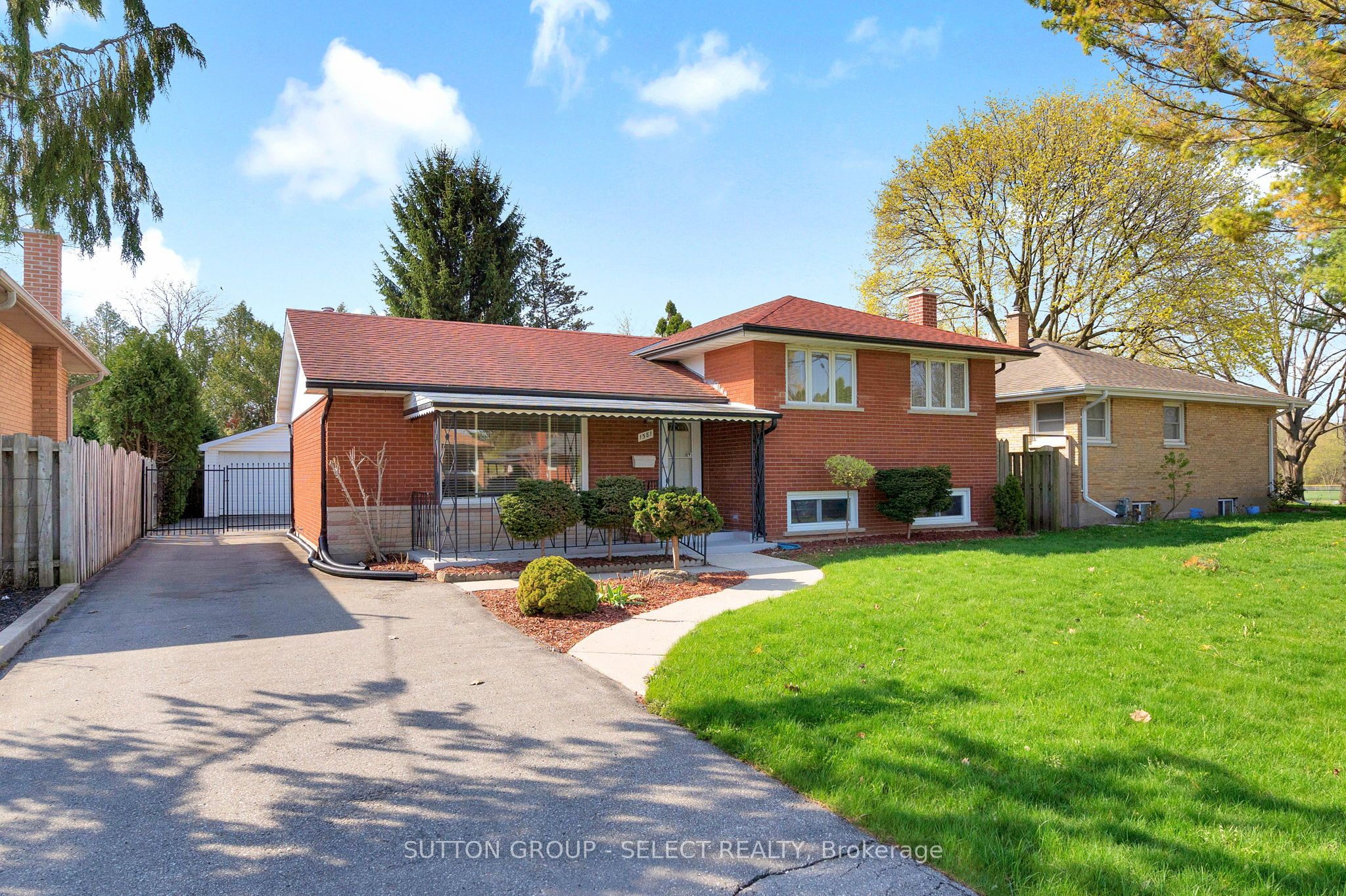 1581 Borden Street, London East, ON N5W 2P9 photo 2