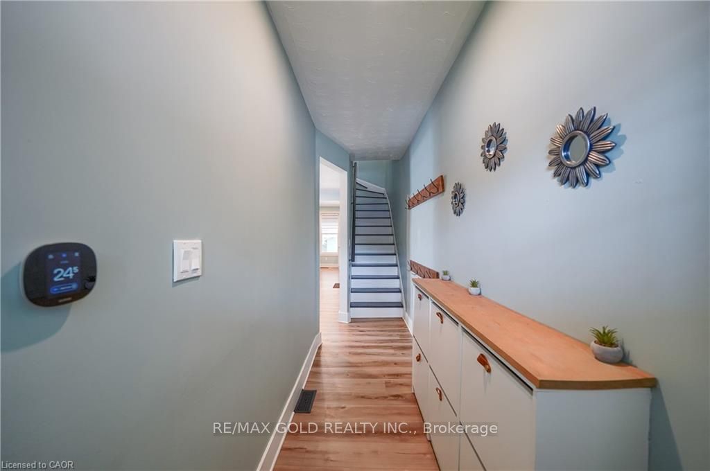 36 Kerr Street, Cambridge, ON N1R 4A3 photo 3