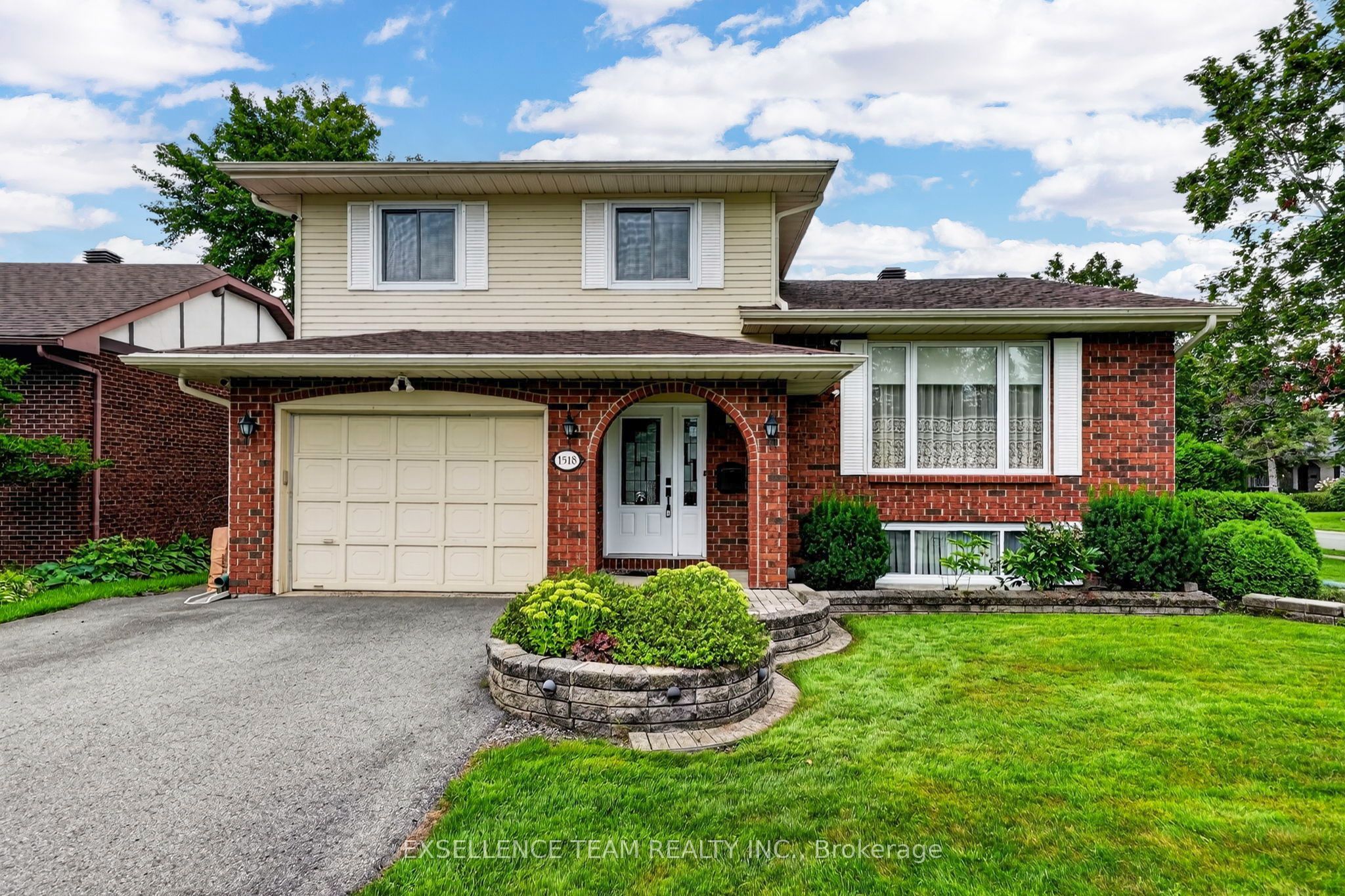 1518 Blakely Drive, Cornwall, ON K6J 5K1