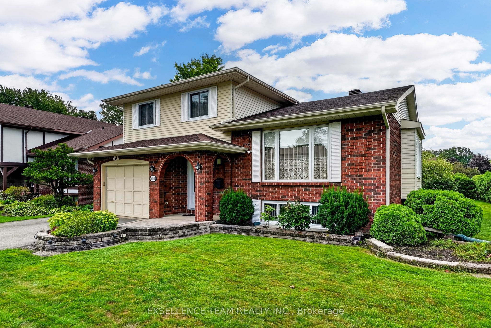 1518 Blakely Drive, Cornwall, ON K6J 5K1 photo 2