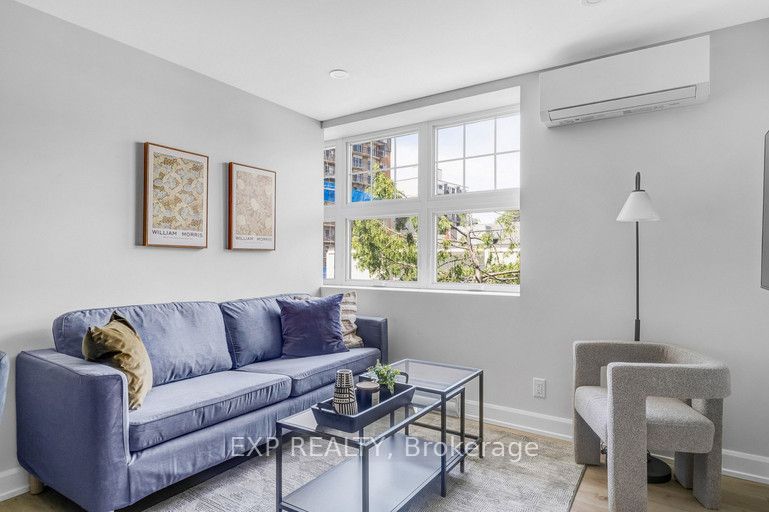 658 Somerset Street W 201, Ottawa Centre, ON K1R 5K4 photo 4