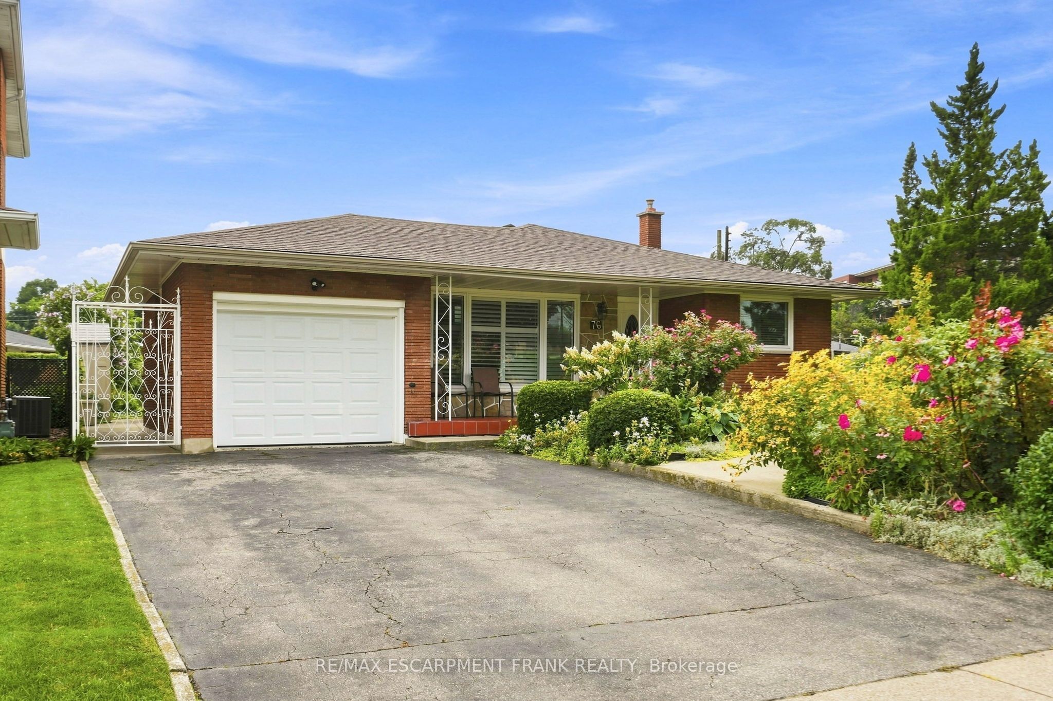 76 Orphir Road, Hamilton, ON L8K 3Z4