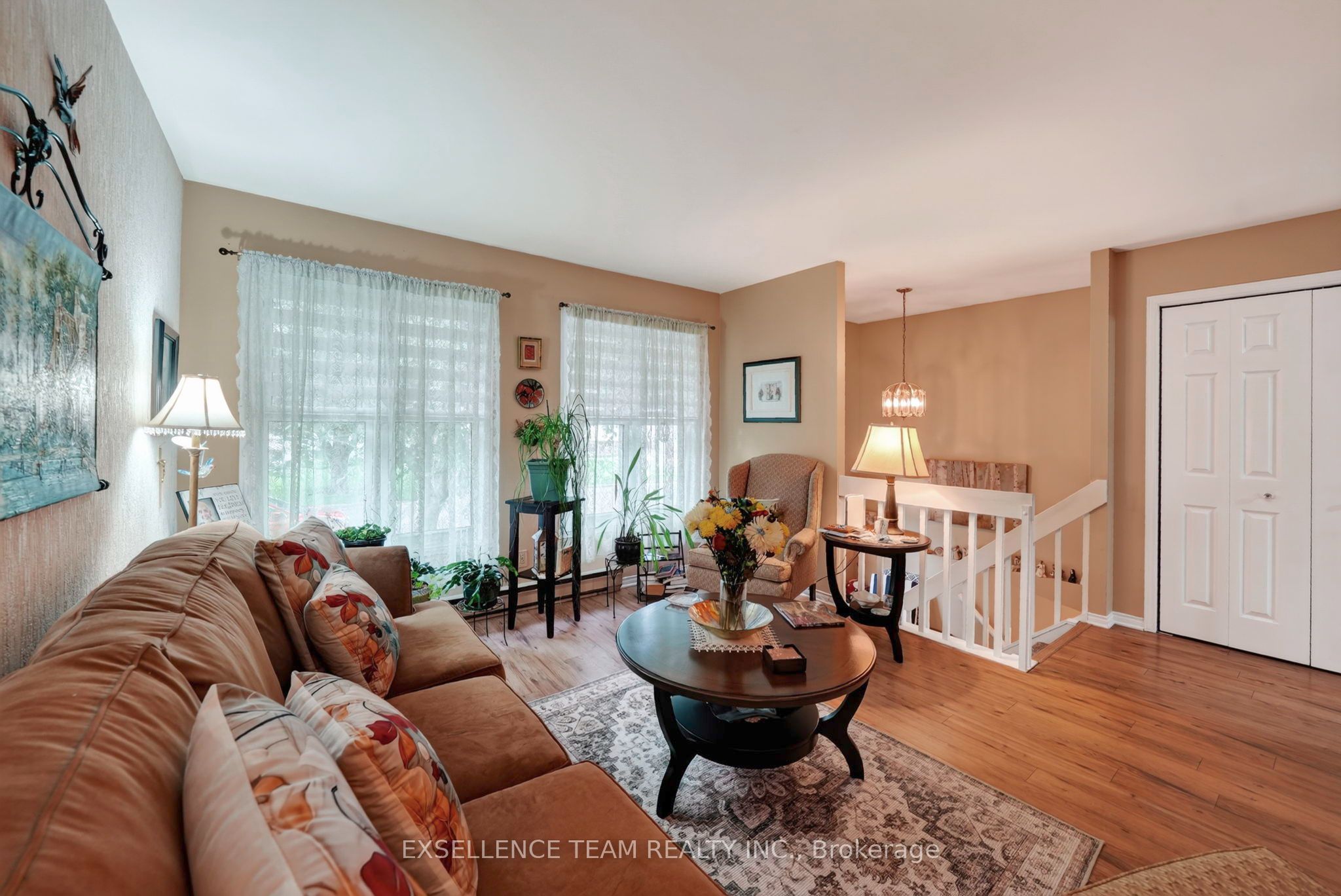 111 Glen Oaks Court, Cornwall, ON K6H 7E6 photo 4