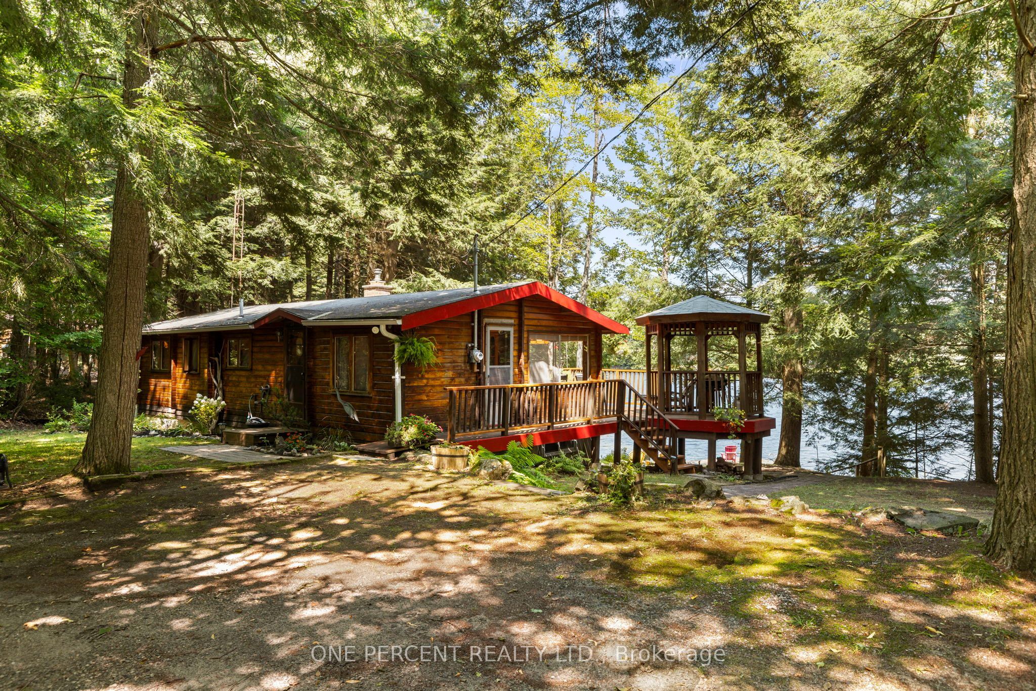 1143 Butterfly Road, Muskoka Lakes, ON P0B 1J0