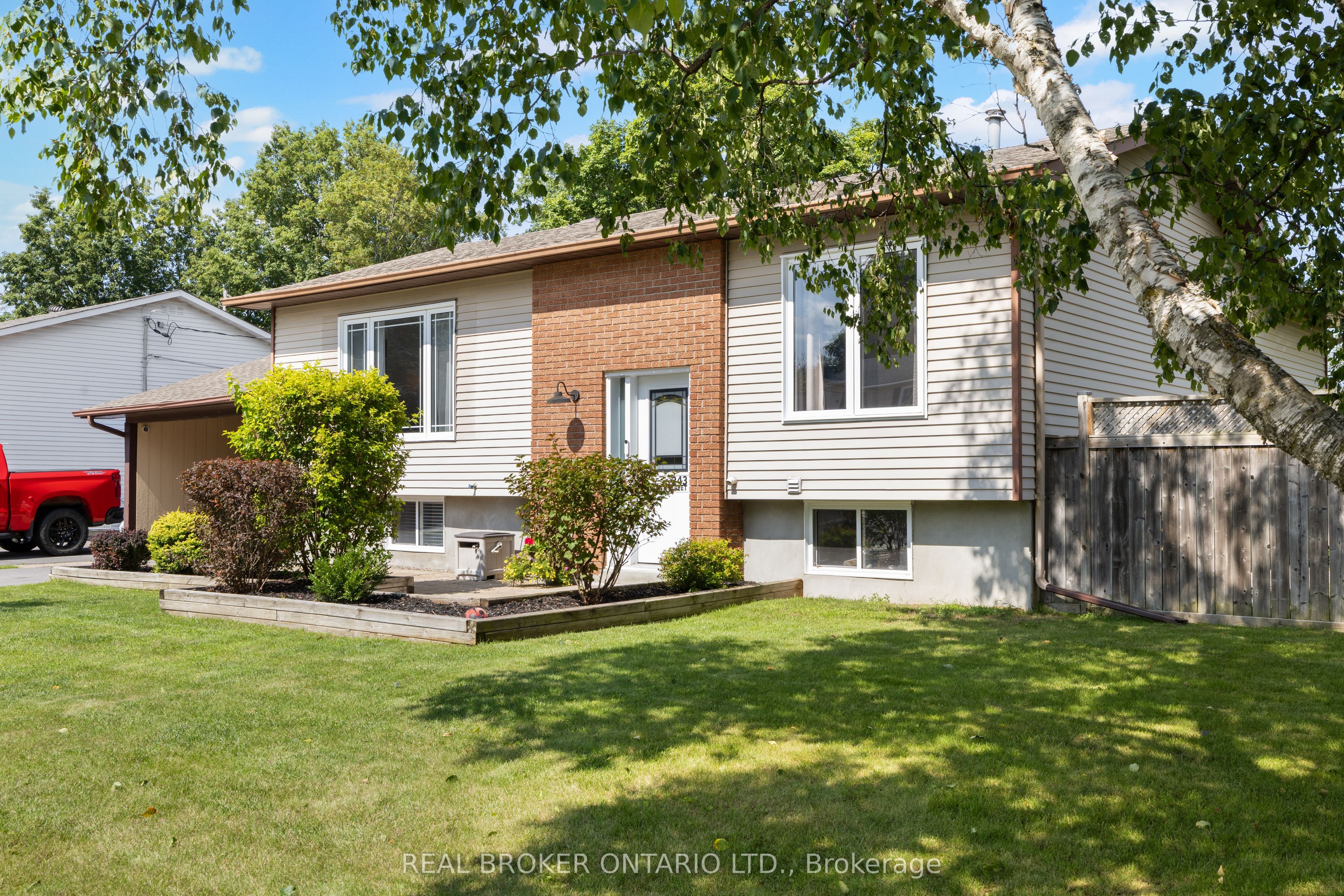 243 Grant Street, Carleton Place, ON K7C 2S2 photo 4