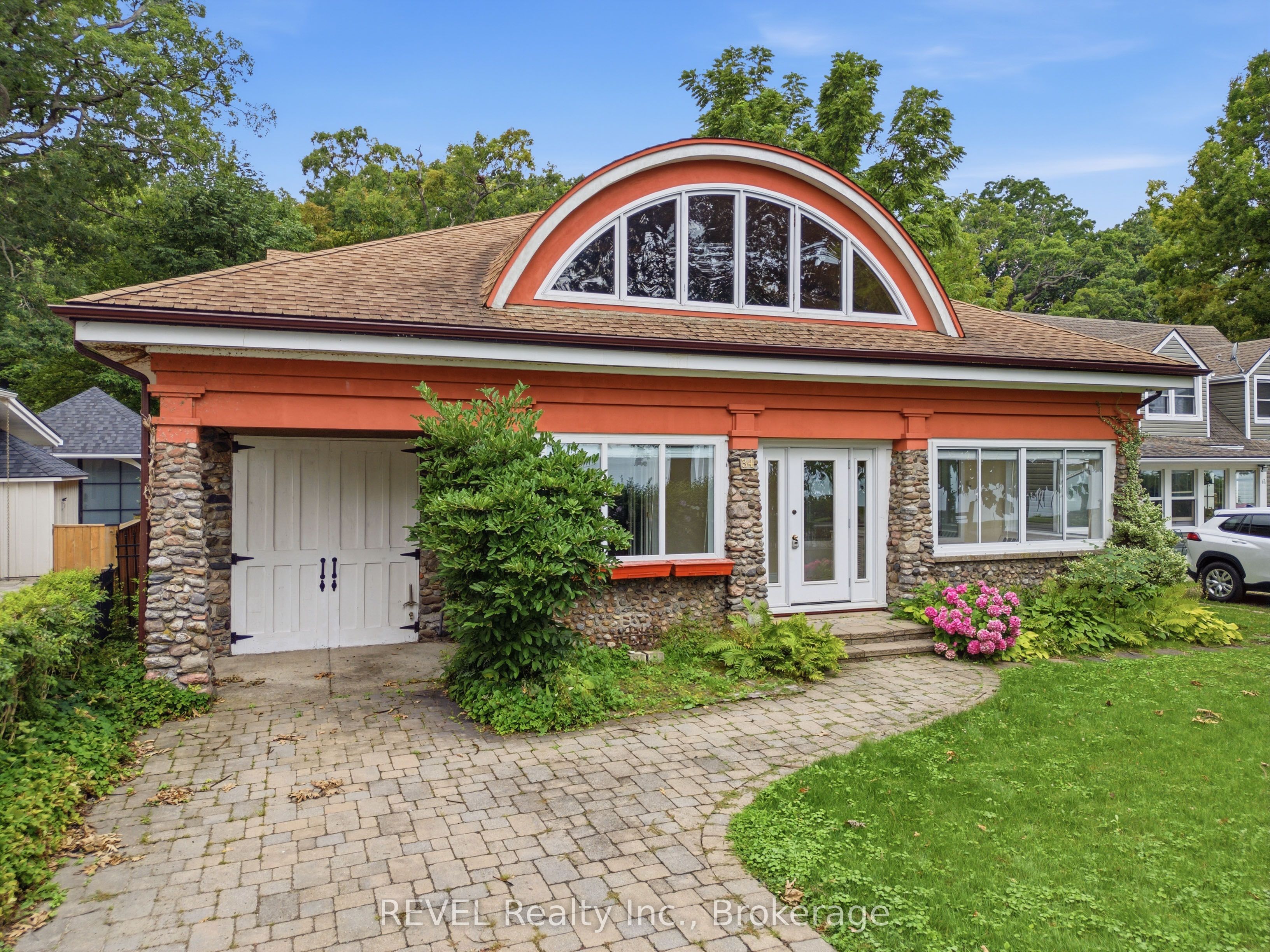 34 Vincent Avenue, Niagara-on-the-Lake, ON L0S 1J0 photo 3