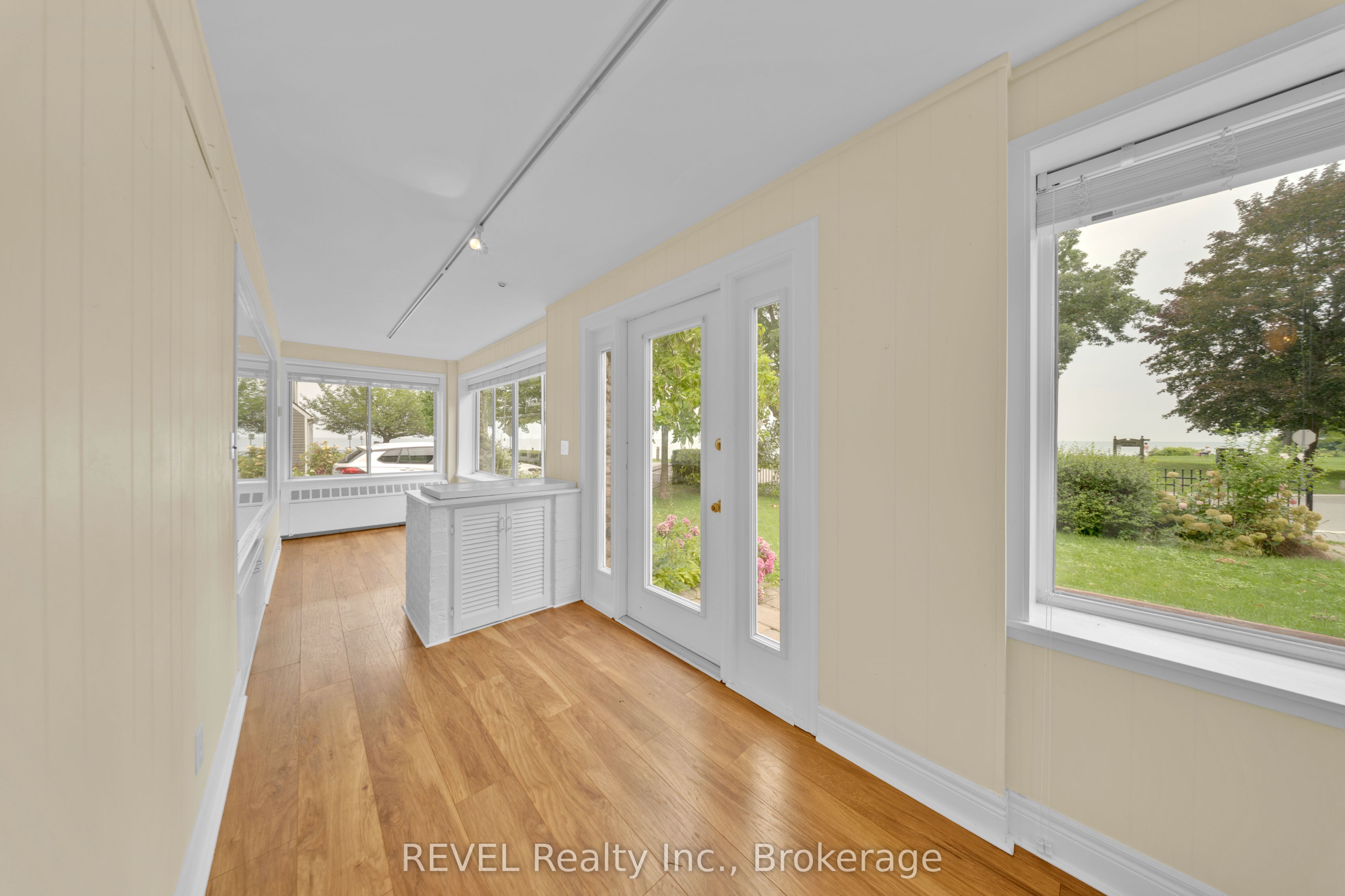 34 Vincent Avenue, Niagara-on-the-Lake, ON L0S 1J0 photo 5