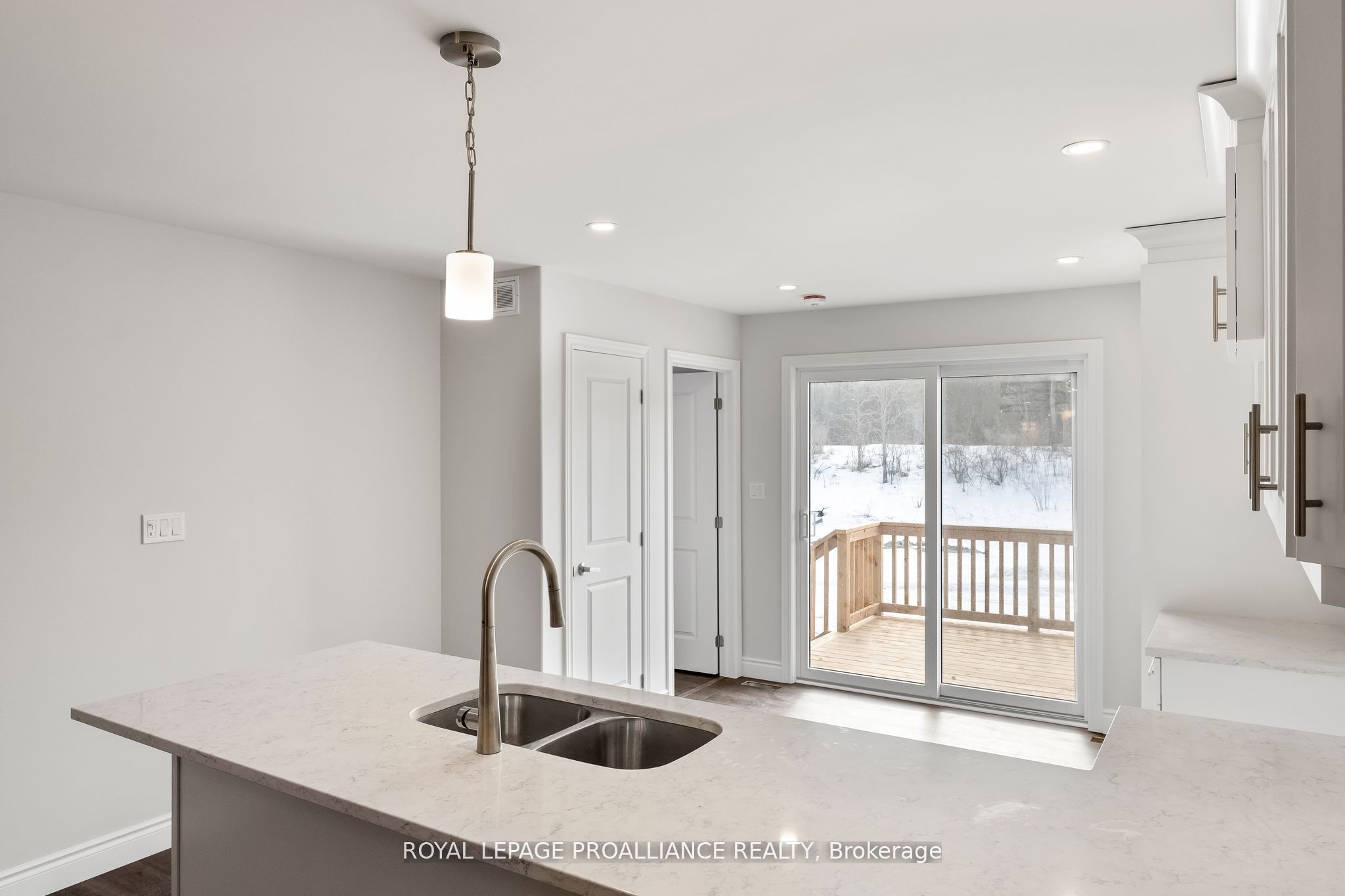 208 Homewood Avenue, Trent Hills, ON K0L 1Y0 photo 4