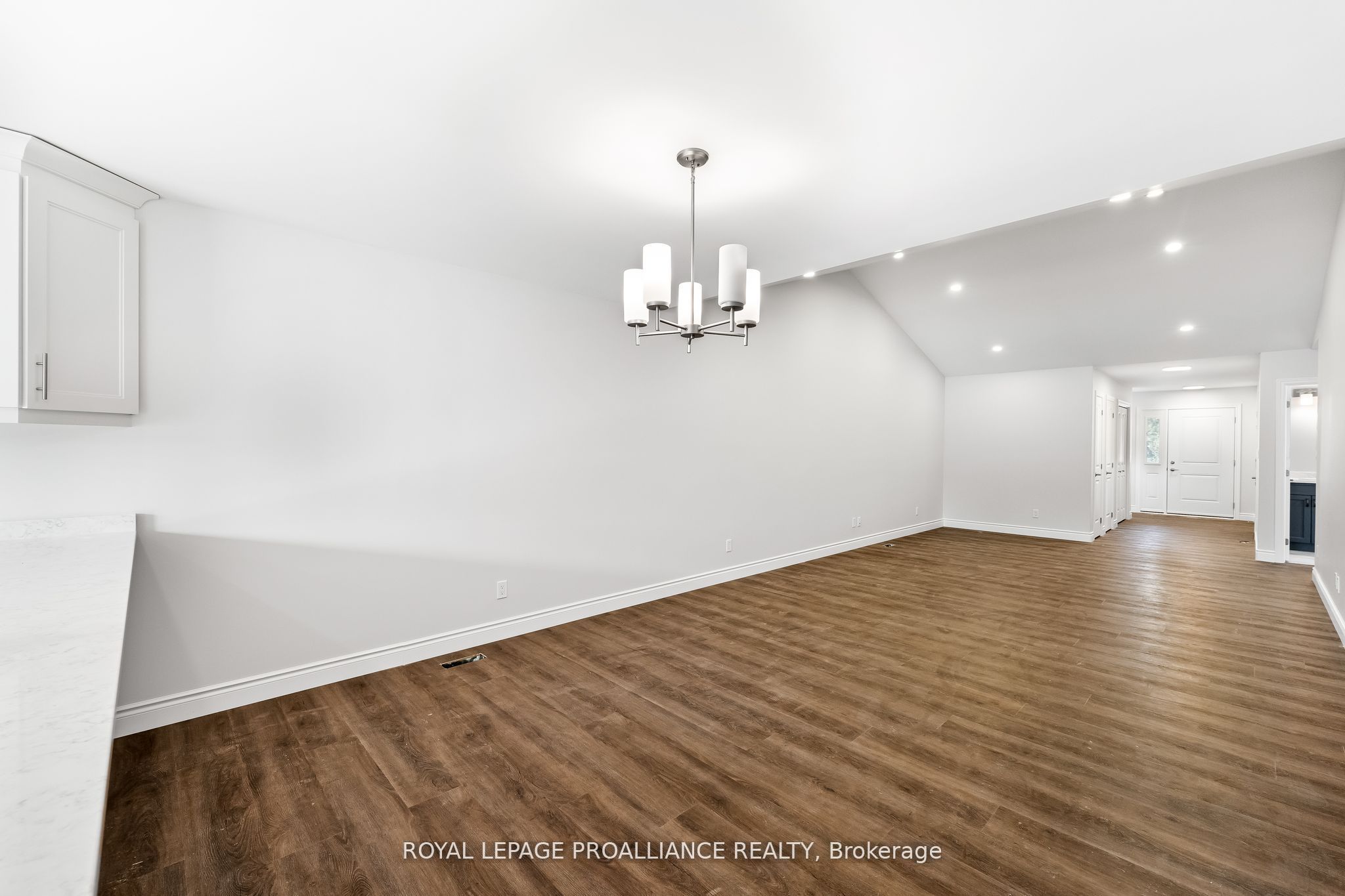 208 Homewood Avenue, Trent Hills, ON K0L 1Y0 photo 5