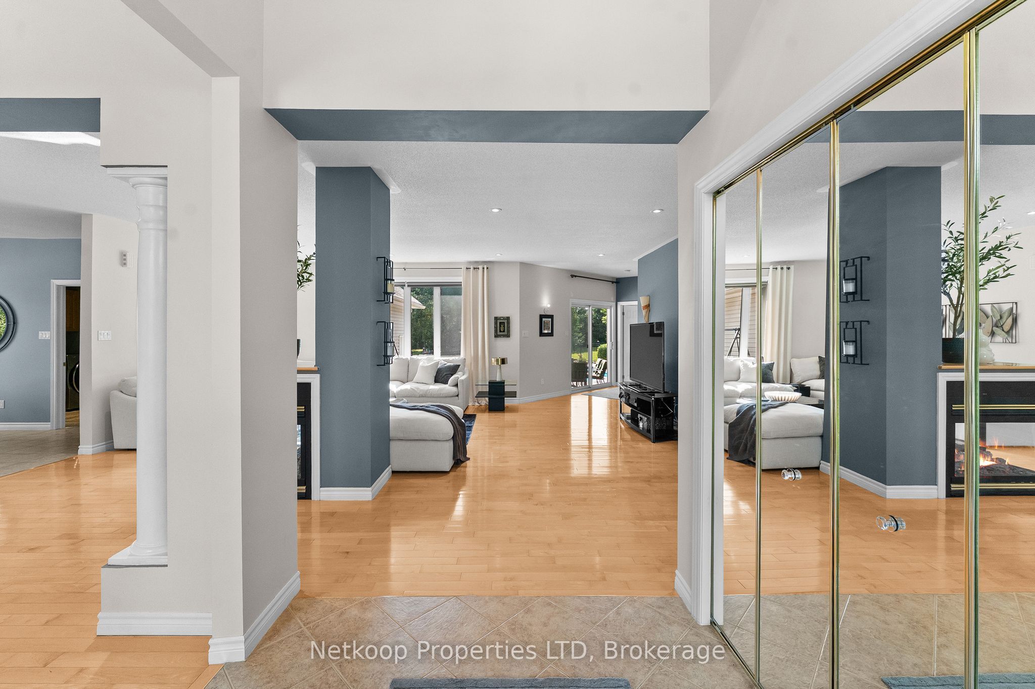 4755 Whispering Willow Drive, Orleans - Cumberland and Area, ON K4B 1J1 photo 5