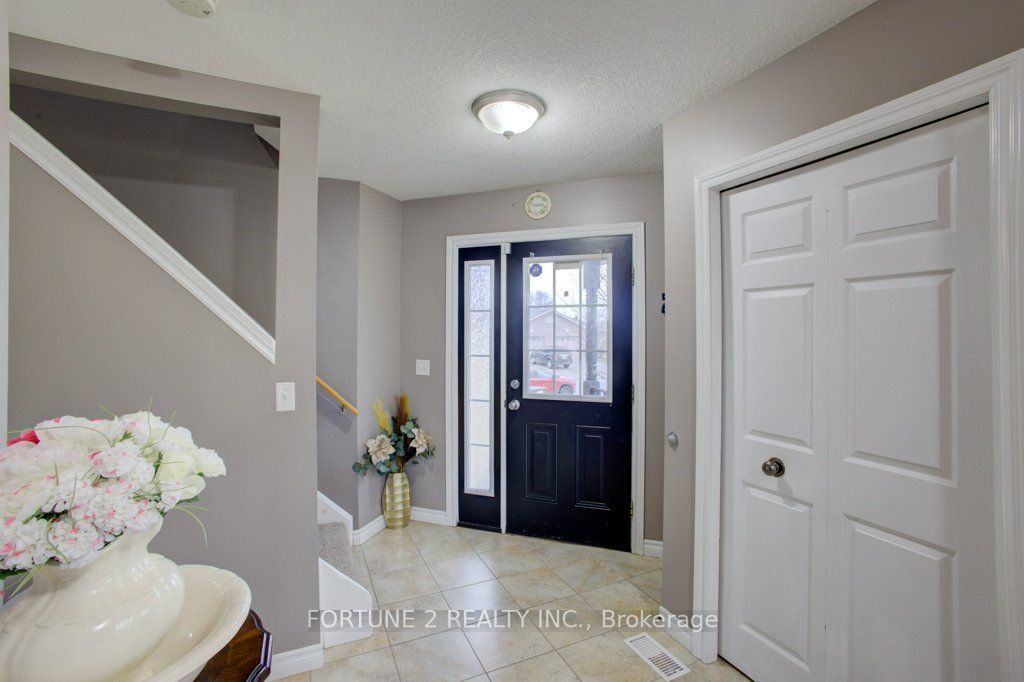 455 Danby Street E, North Perth, ON N4W 0A5 photo 5