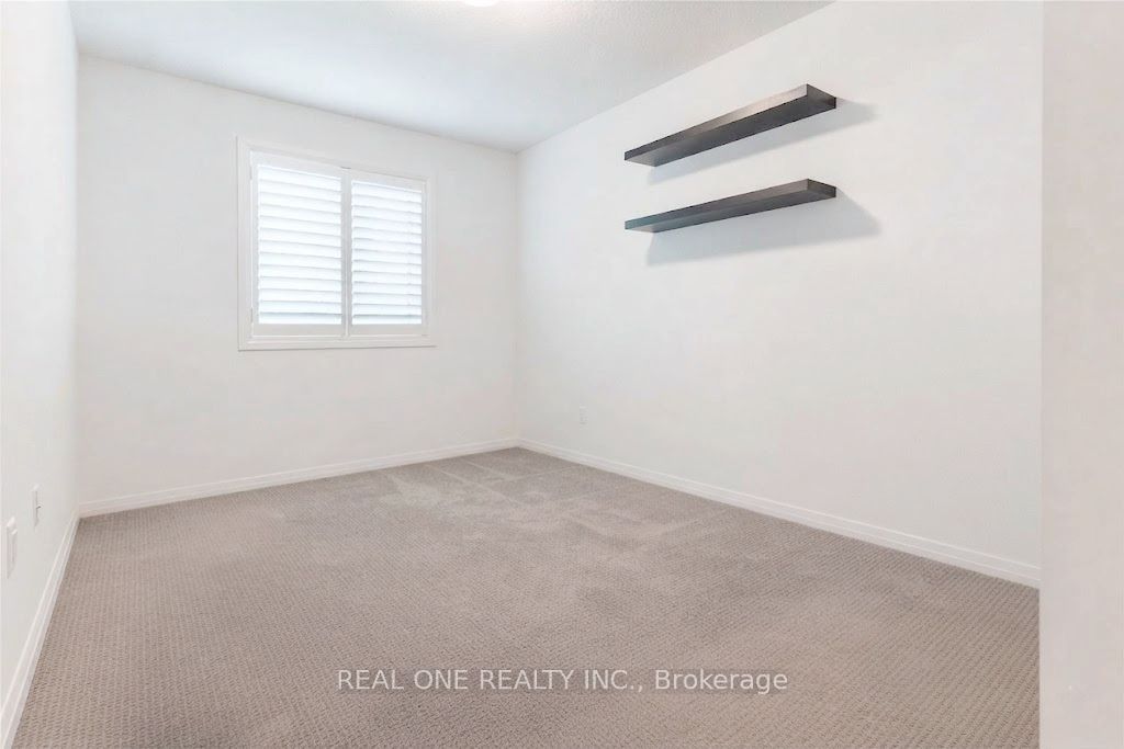 67 Burley Lane Bedroom 1, Hamilton, ON L9G 0G5 photo 2