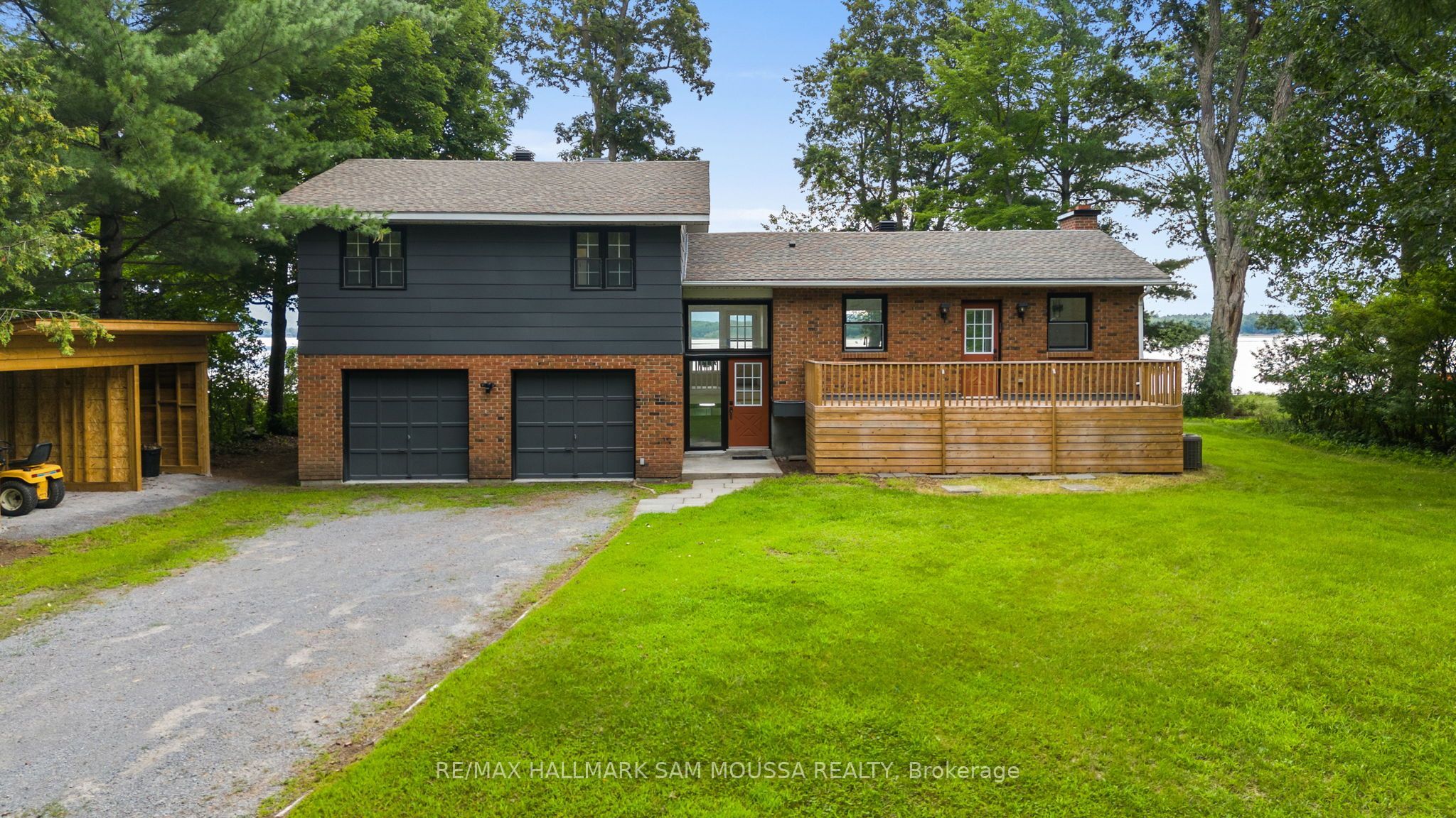 208 Baillie Avenue, Constance Bay - Dunrobin - Kilmaurs - Woodlawn, ON K0A 3M0