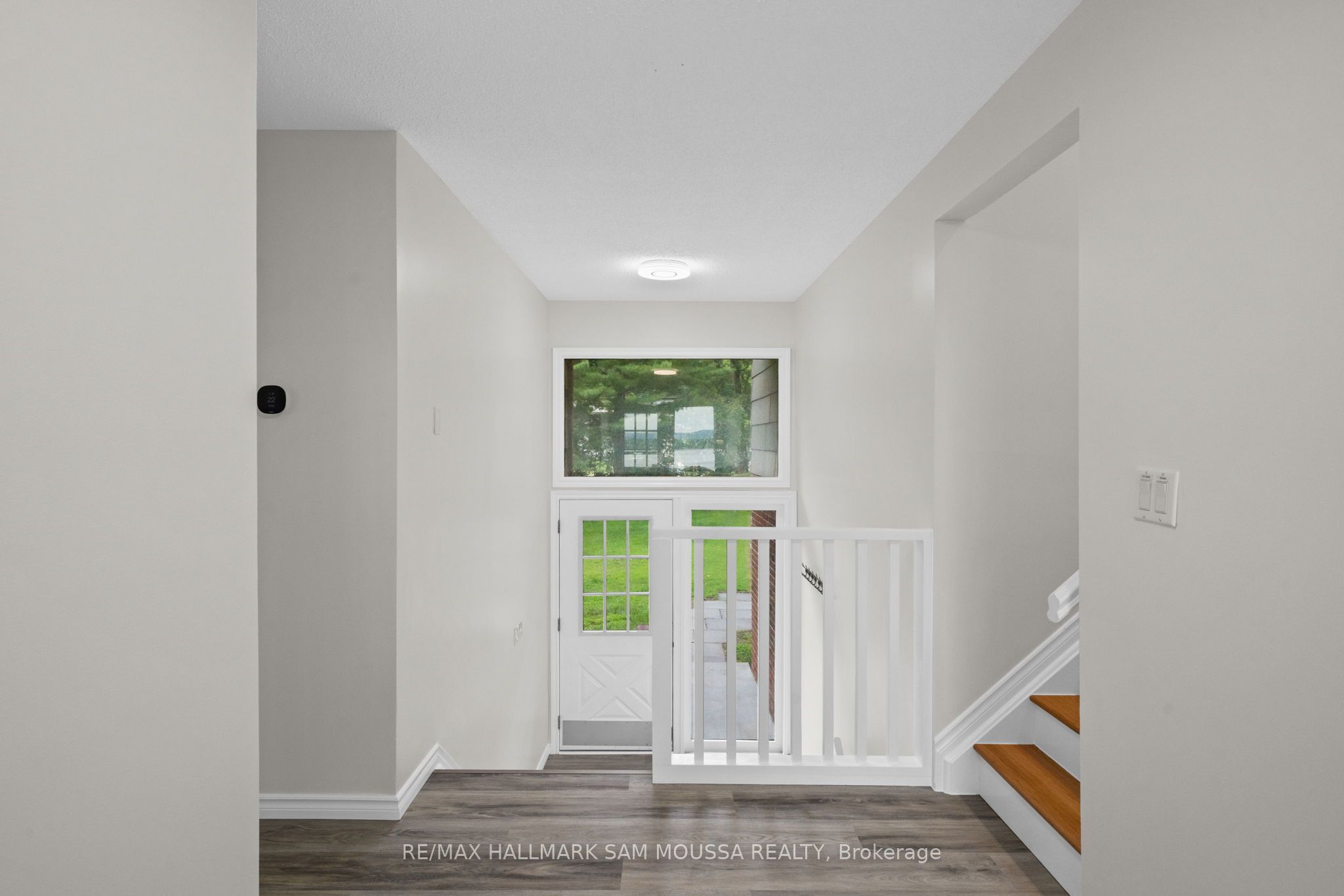 208 Baillie Avenue, Constance Bay - Dunrobin - Kilmaurs - Woodlawn, ON K0A 3M0 photo 5