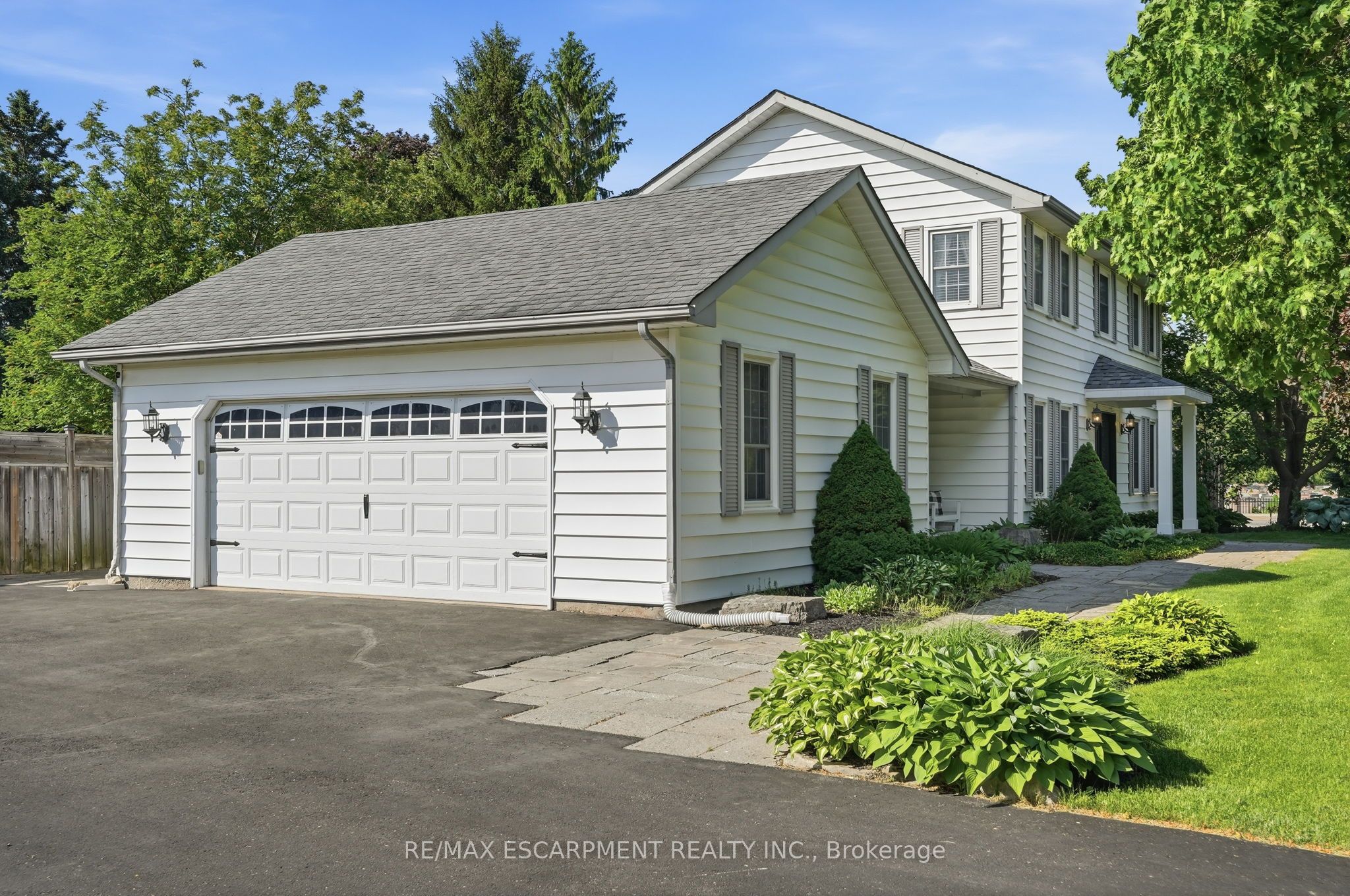 1 Meander Close, Hamilton, ON L0R 1H1 photo 3