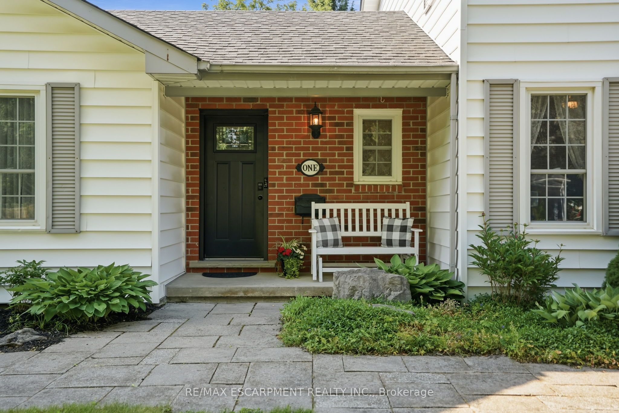 1 Meander Close, Hamilton, ON L0R 1H1 photo 5