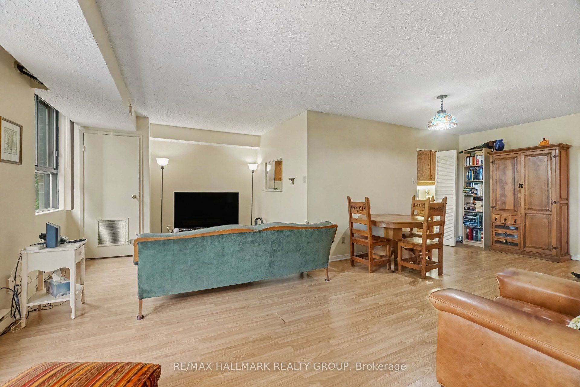 2850 CARLING Avenue 302, Britannia Heights - Queensway Terrace N and Area, ON K2B 8M4 photo 5
