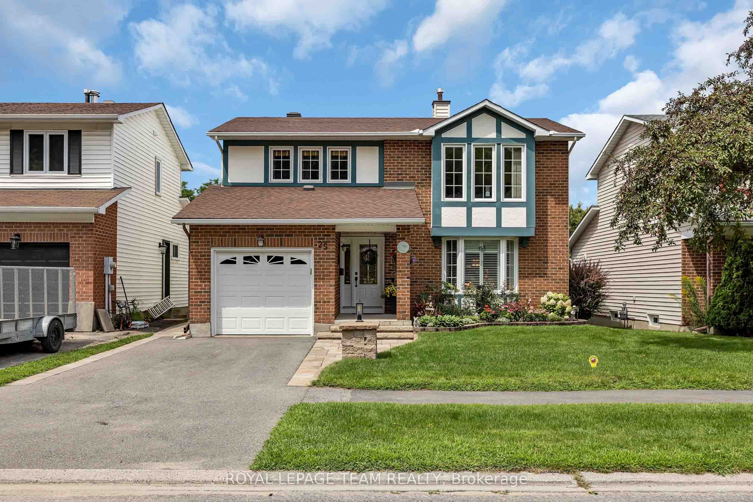25 Tamblyn Crescent, Kanata, ON K2L 3A5 photo 2