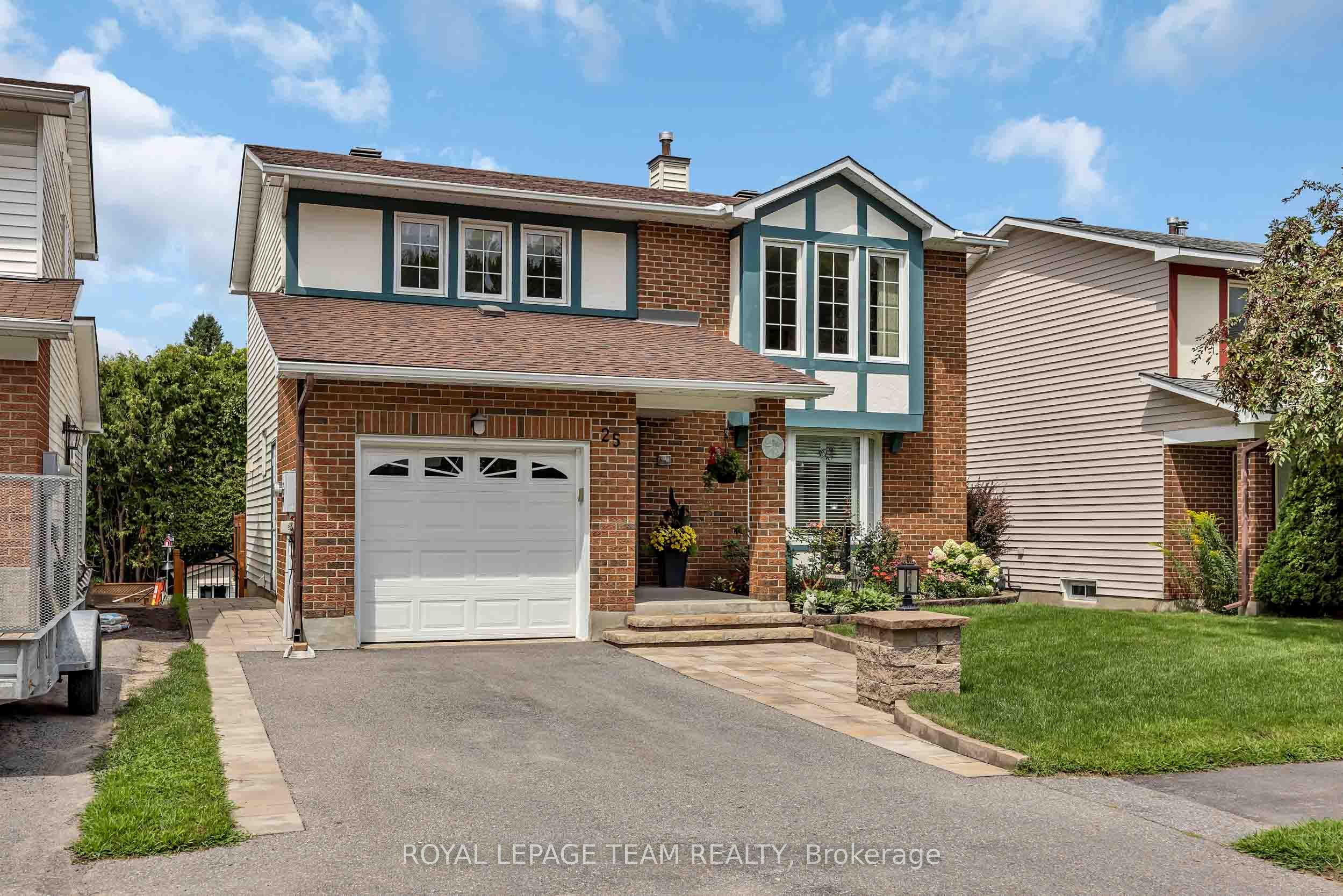 25 Tamblyn Crescent, Kanata, ON K2L 3A5 photo 3
