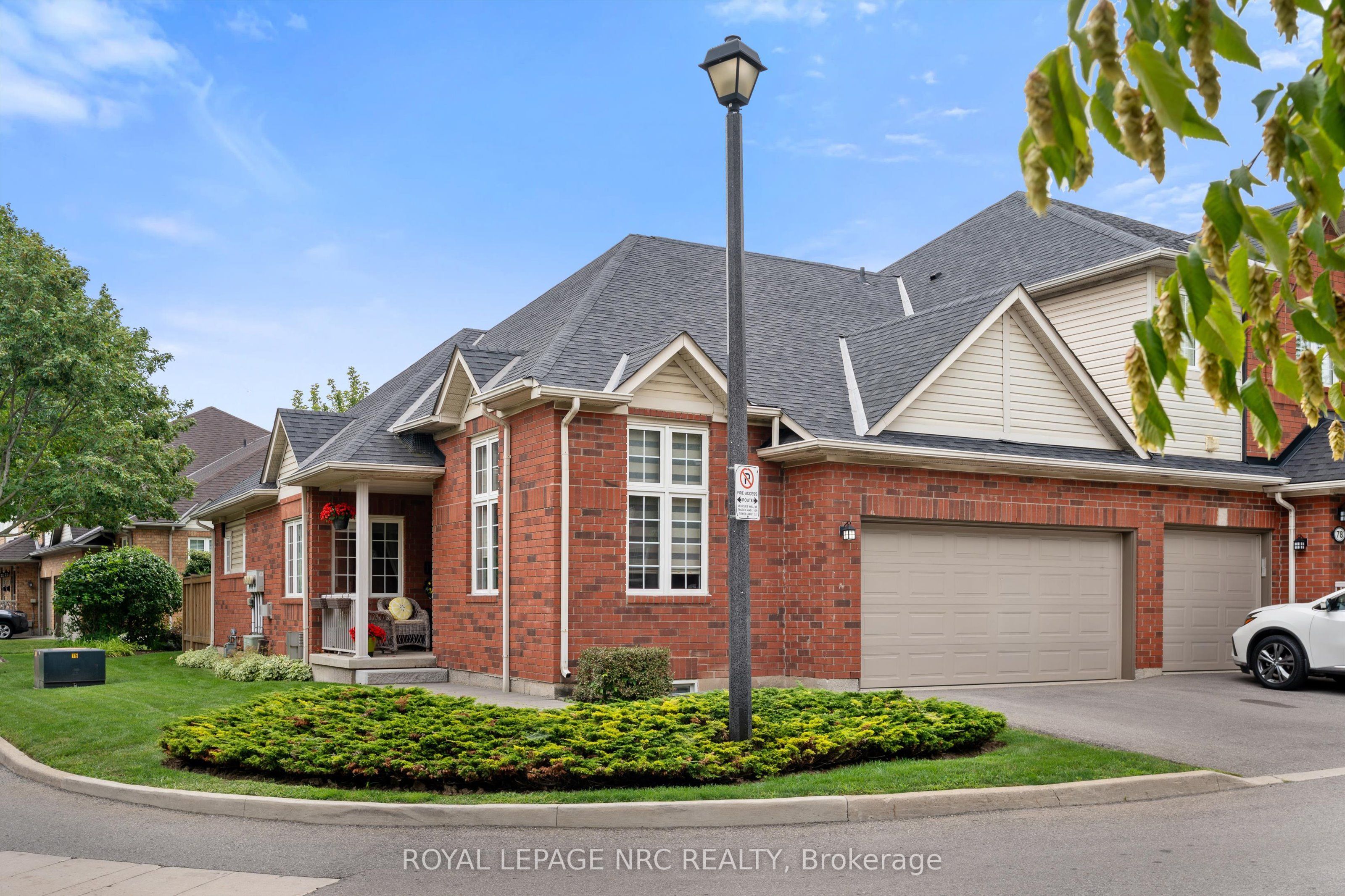 100 Beddoe Drive 77, Hamilton, ON L8P 4Z2
