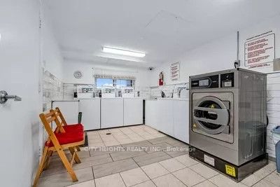 1356 Meadowlands Drive E 309, Cityview - Parkwoods Hills - Rideau Shore, ON K2E 6K6 photo 3