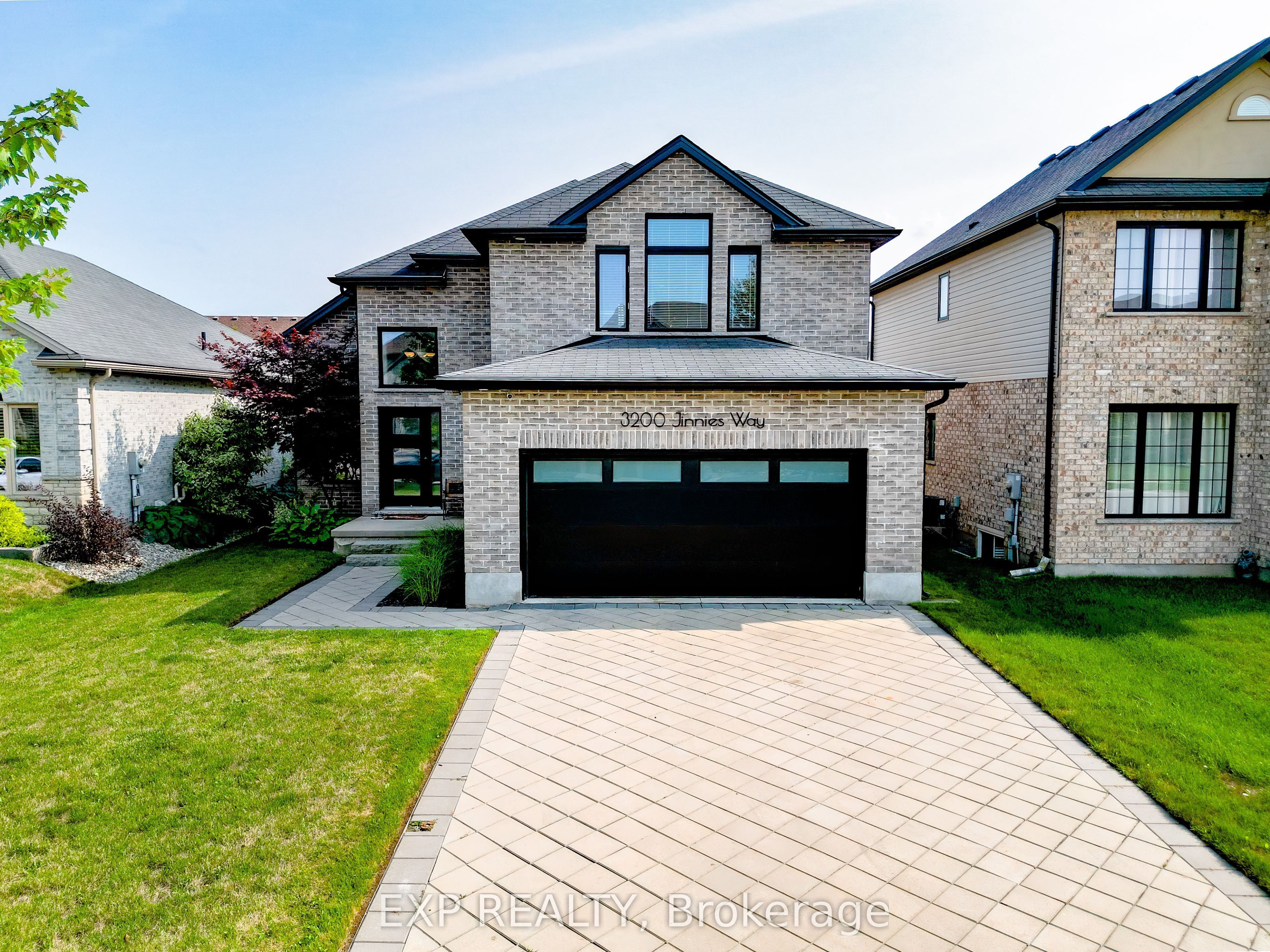 3200 Jinnies Way, London South, ON N6L 0B5