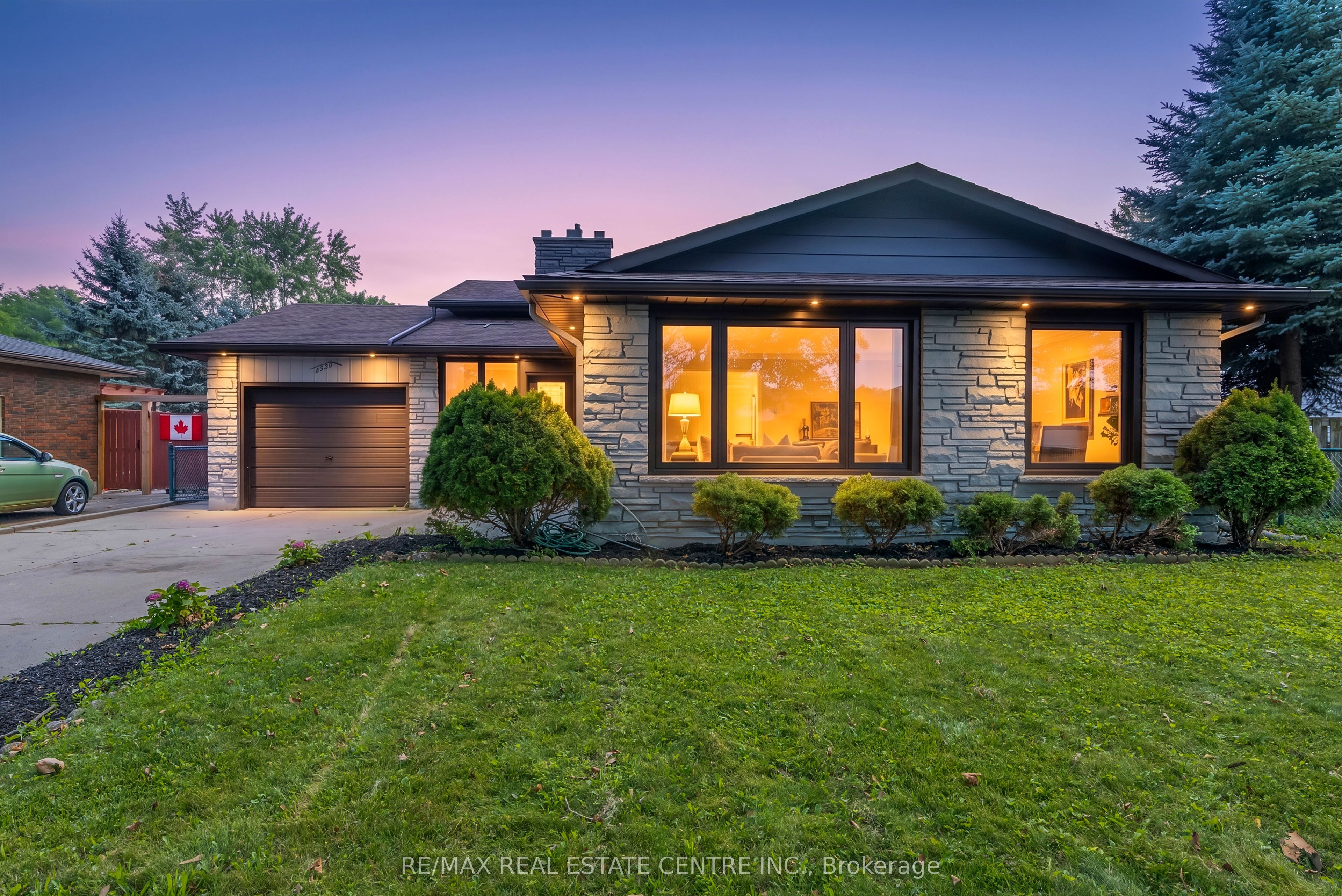 448 Mitchell Avenue, Niagara Falls, ON L2E 6R7