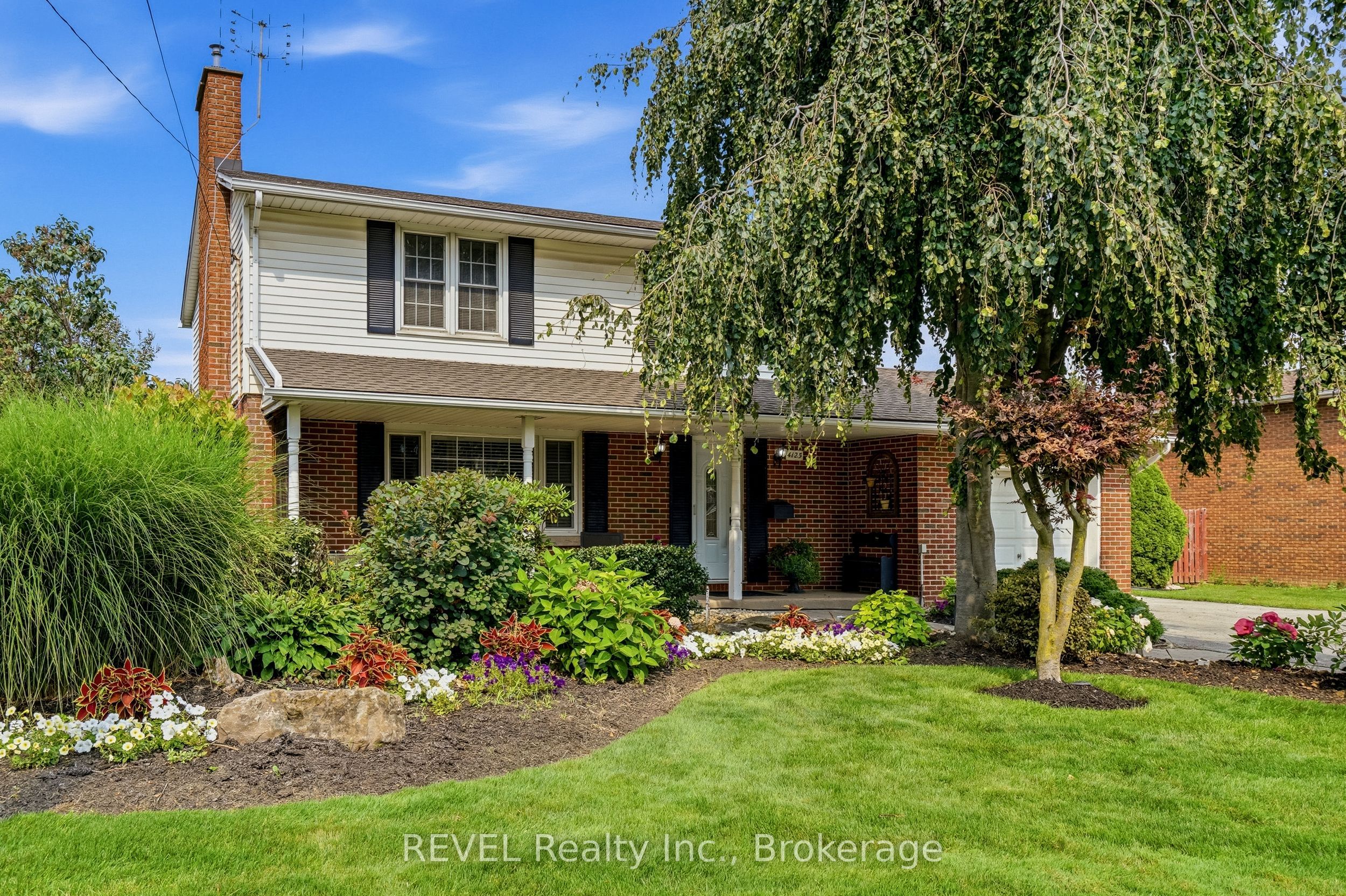 4123 Dorchester Road, Niagara Falls, ON L2E 6N1 photo 5
