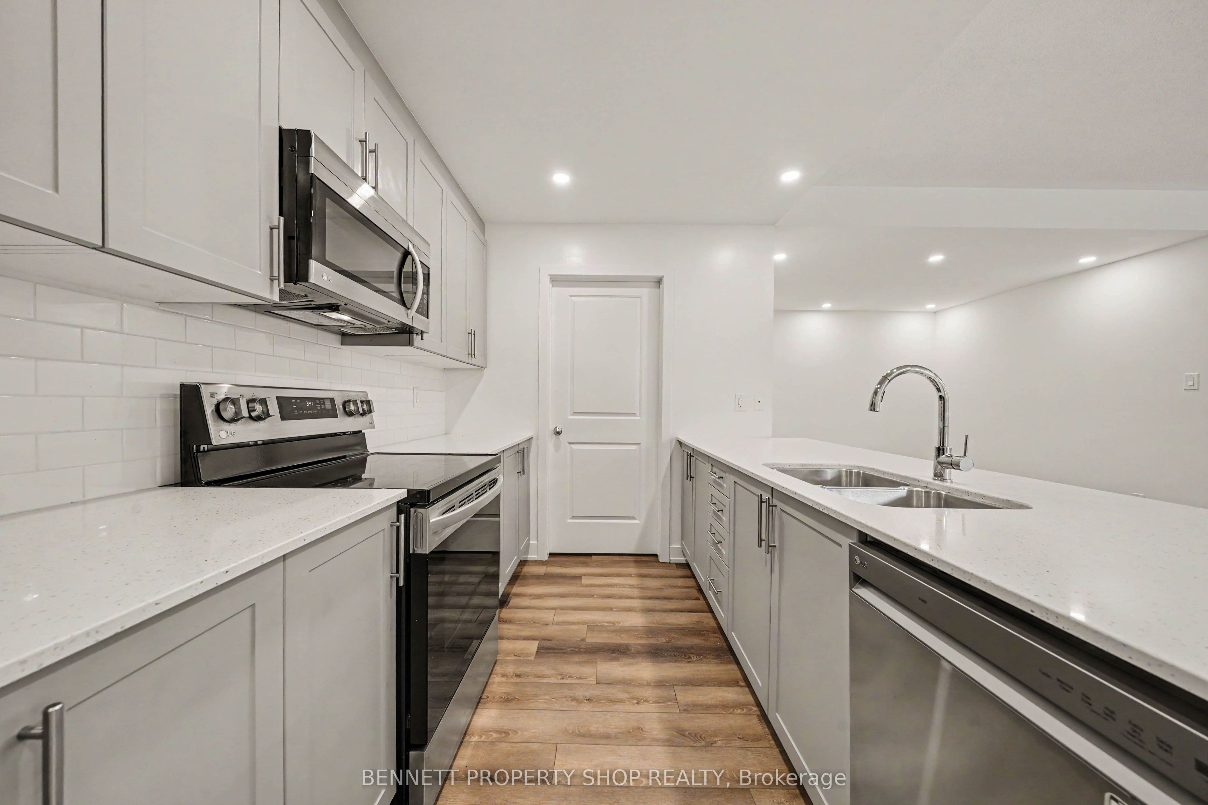 410 Rolling Meadow Crescent K, Orleans - Convent Glen and Area, ON K1W 0S1 photo 5