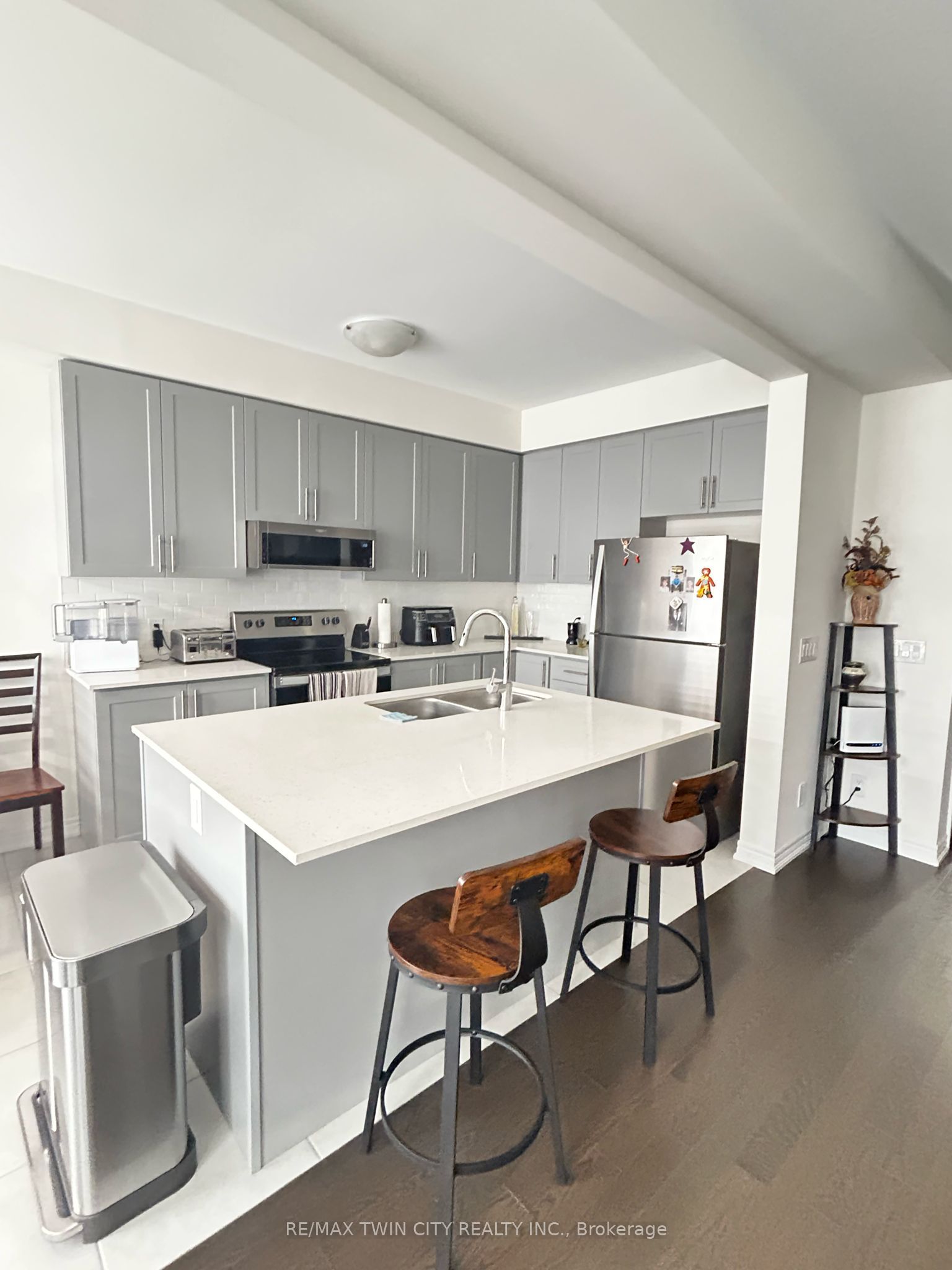 123 Broadacre Drive, Kitchener, ON N2R 0S5 photo 4
