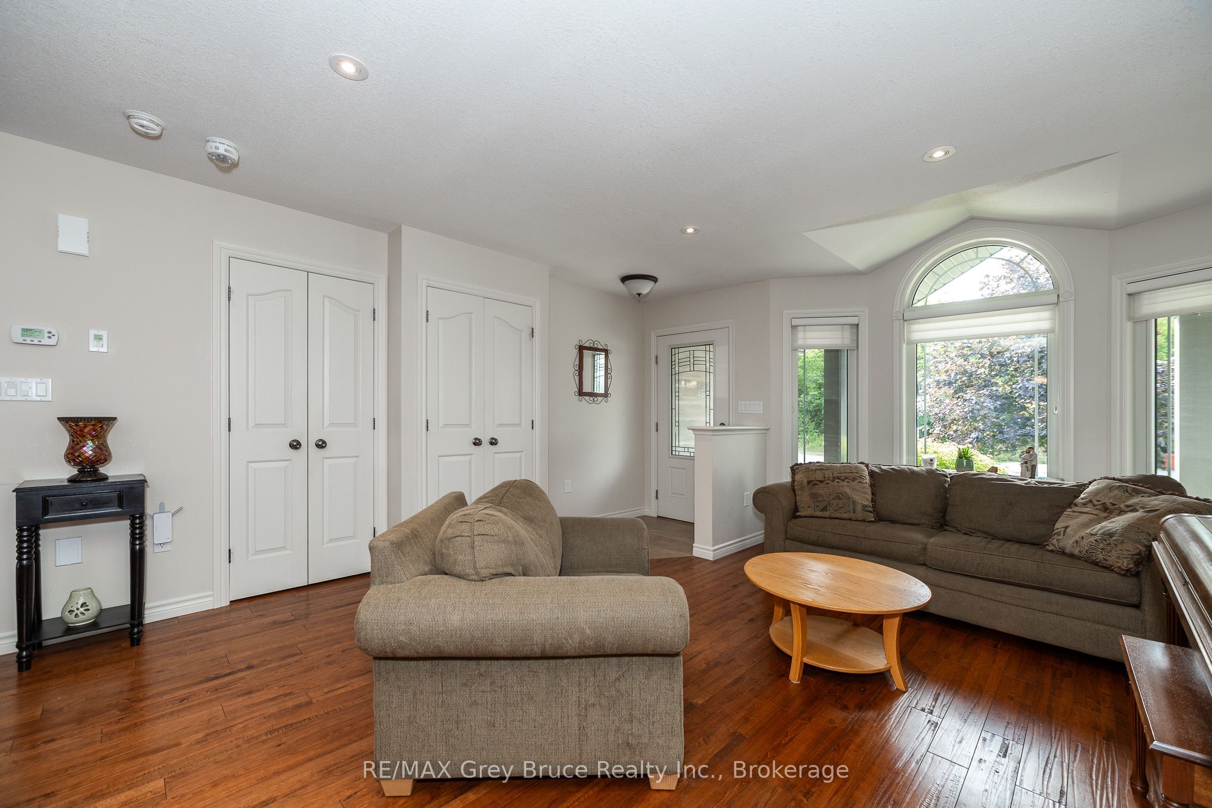 2591 7th Avenue E, Owen Sound, ON N4K 6V1 photo 5