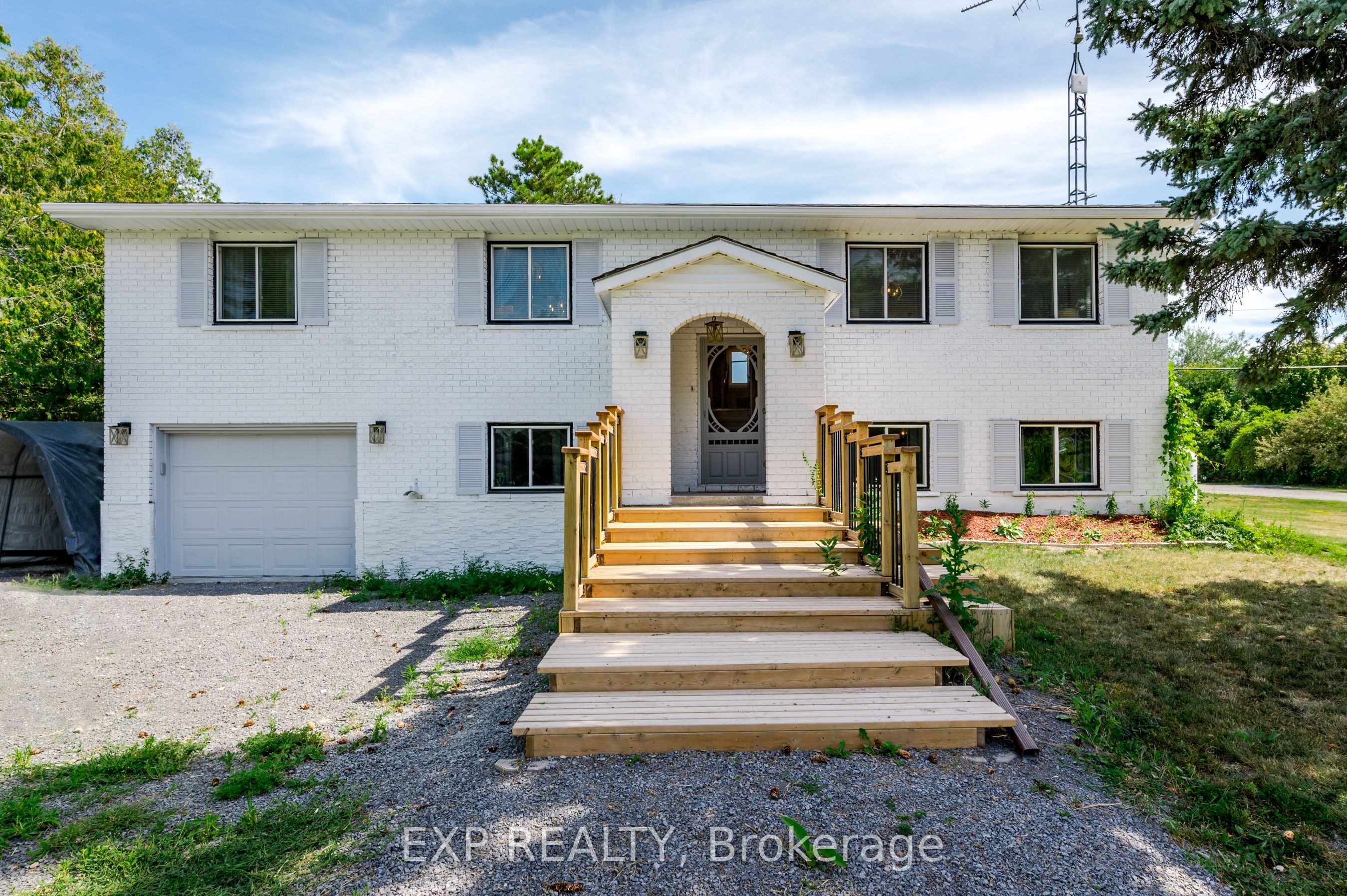150 Bayview Drive, Greater Napanee, ON K7R 3K8