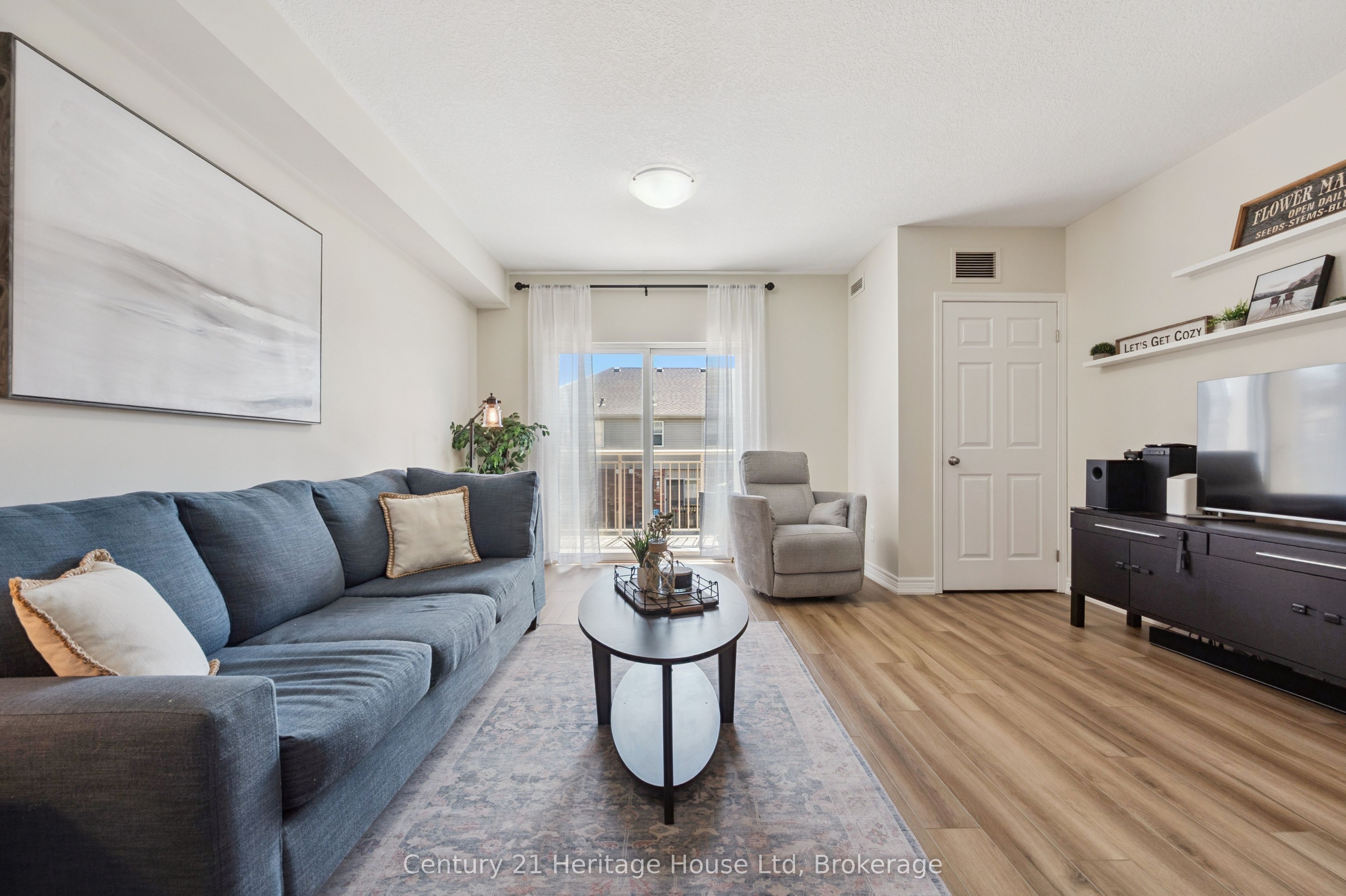 901 Paisley Road 207, Guelph, ON N1K 0A7 photo 4