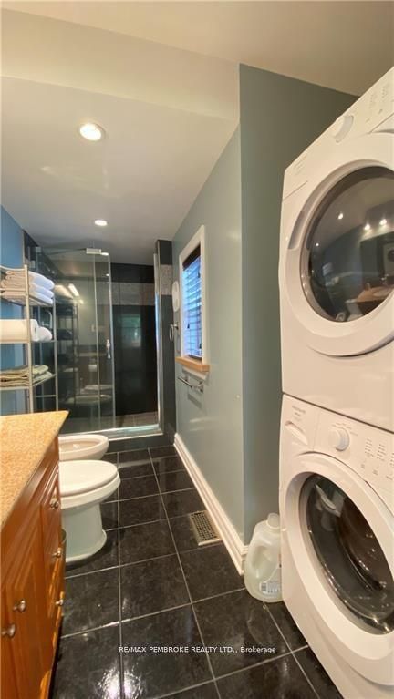 16 Wolfe Avenue, Deep River, ON K0J 1P0 photo 5