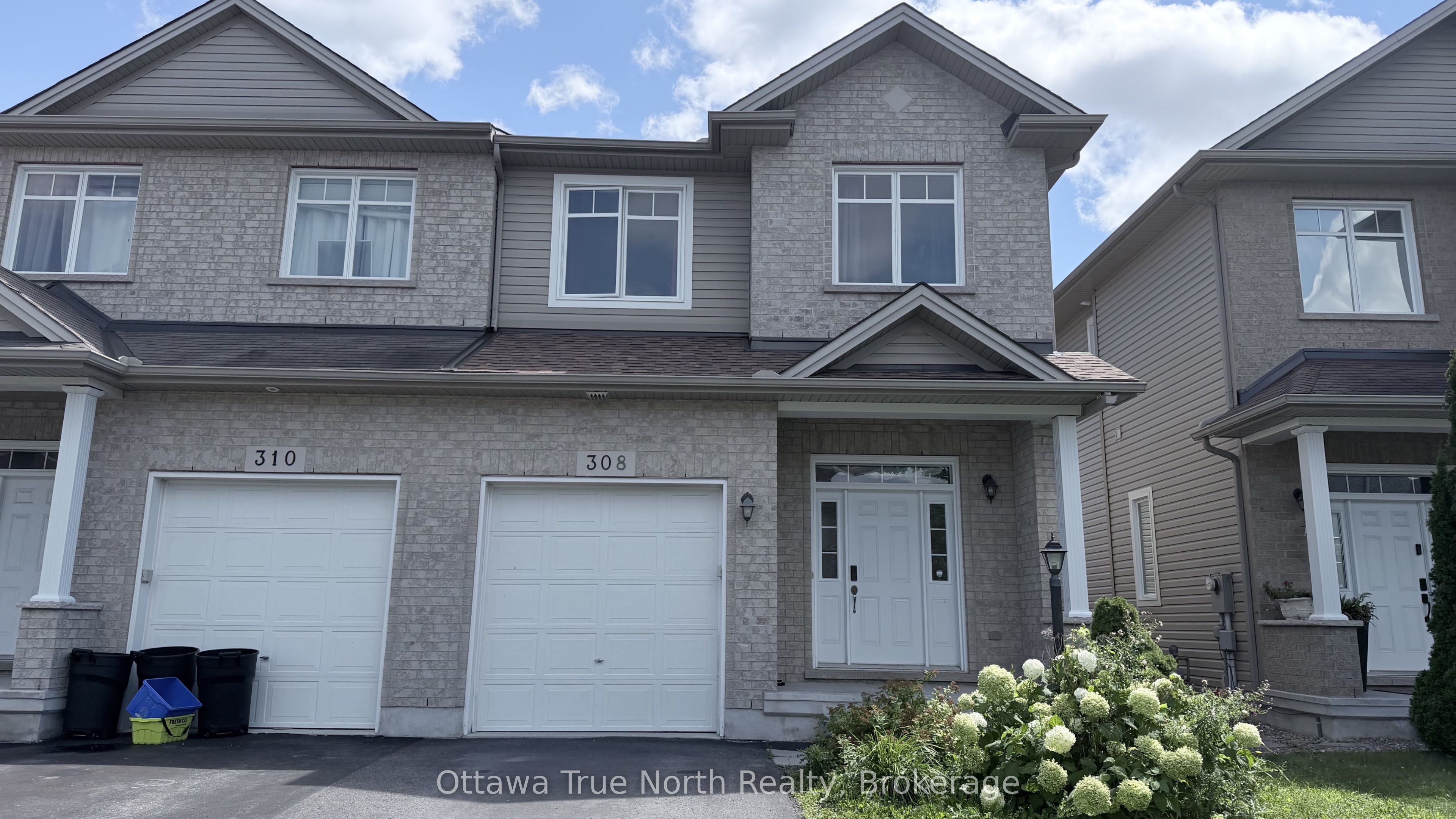 308 Glenbrae Avenue S, Kanata, ON K2W 0B9