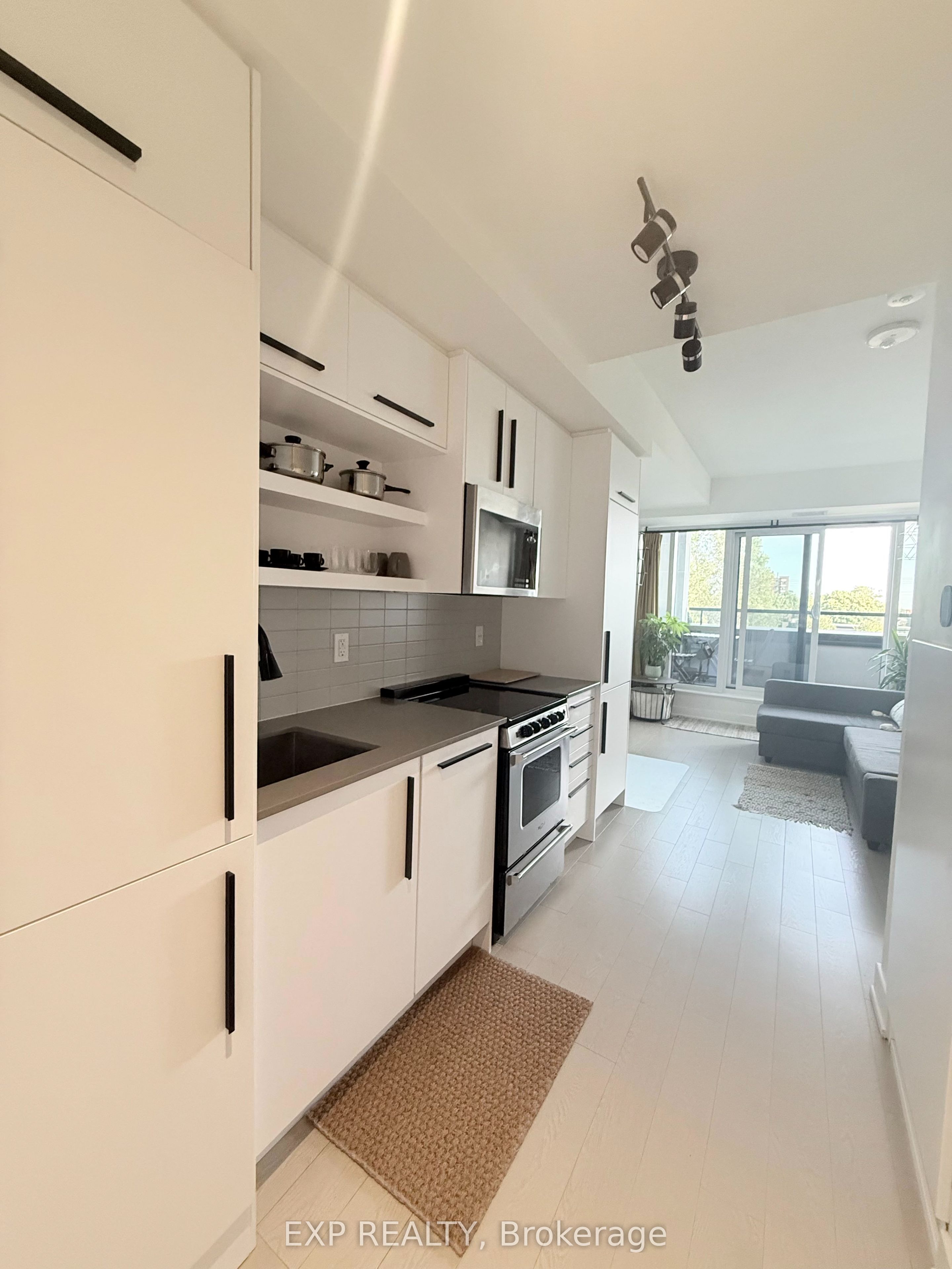 560 Rideau Street 423, Lower Town - Sandy Hill, ON K1N 0G3 photo 5