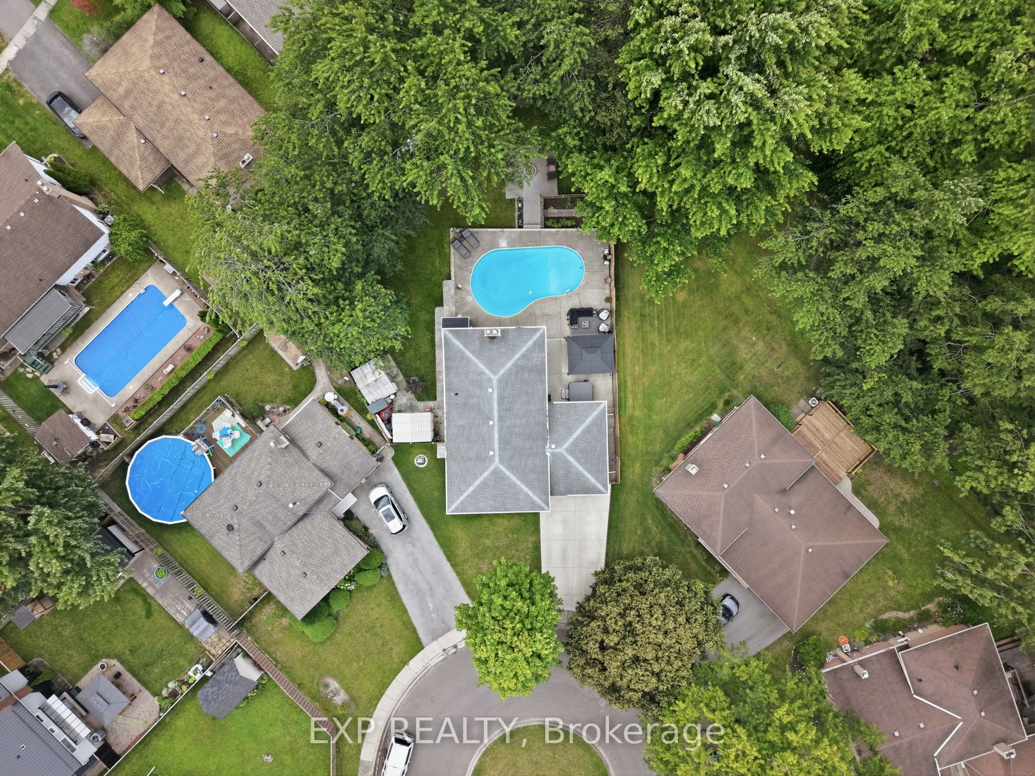 14 Apple Court, Welland, ON L3C 6B7 photo 3