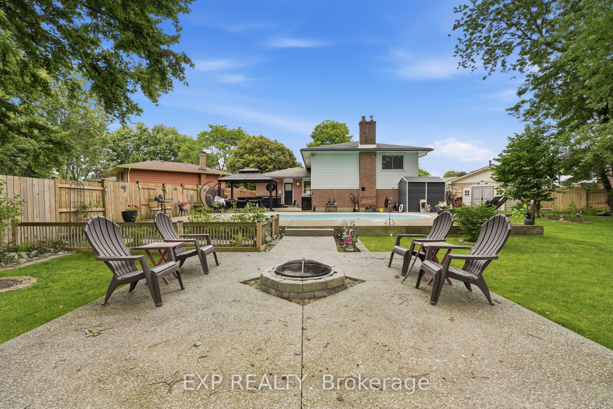 14 Apple Court, Welland, ON L3C 6B7 photo 5