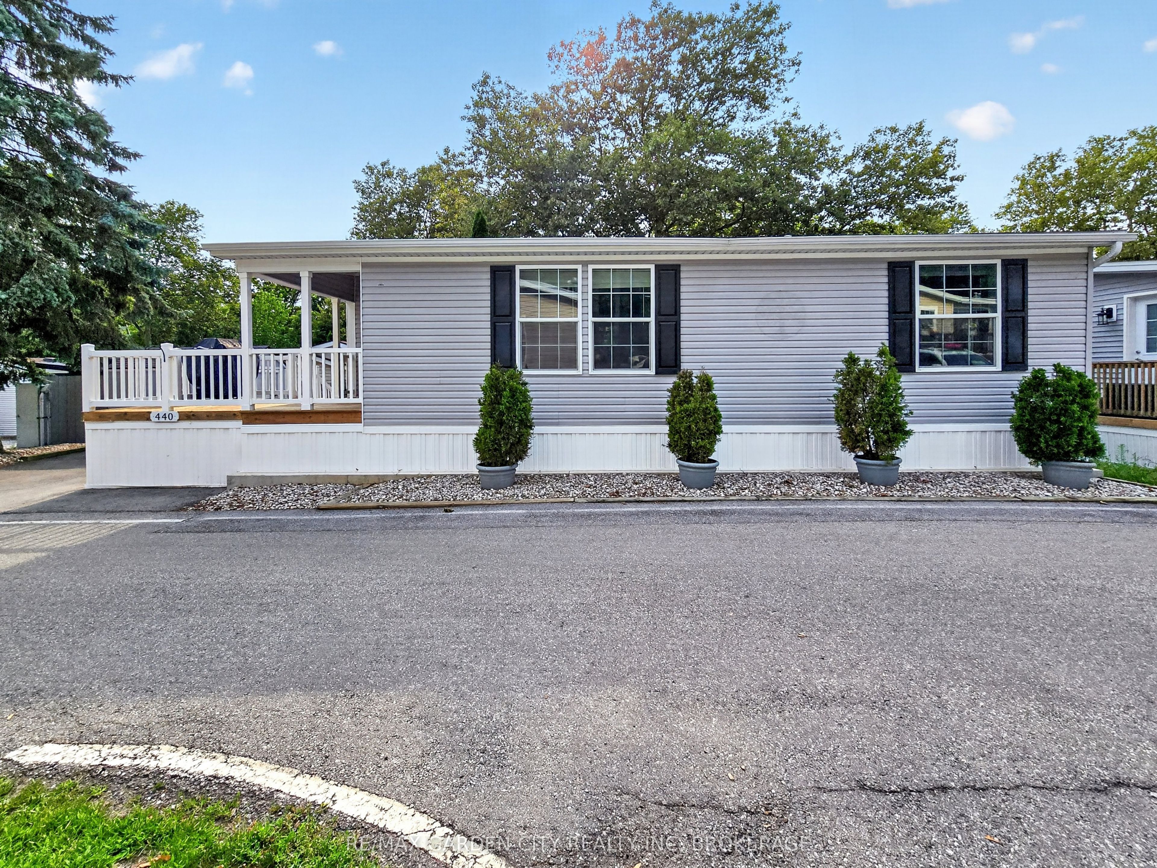 23 Four Mile Creek Road 440, Niagara-on-the-Lake, ON L0S 1J1 photo 3