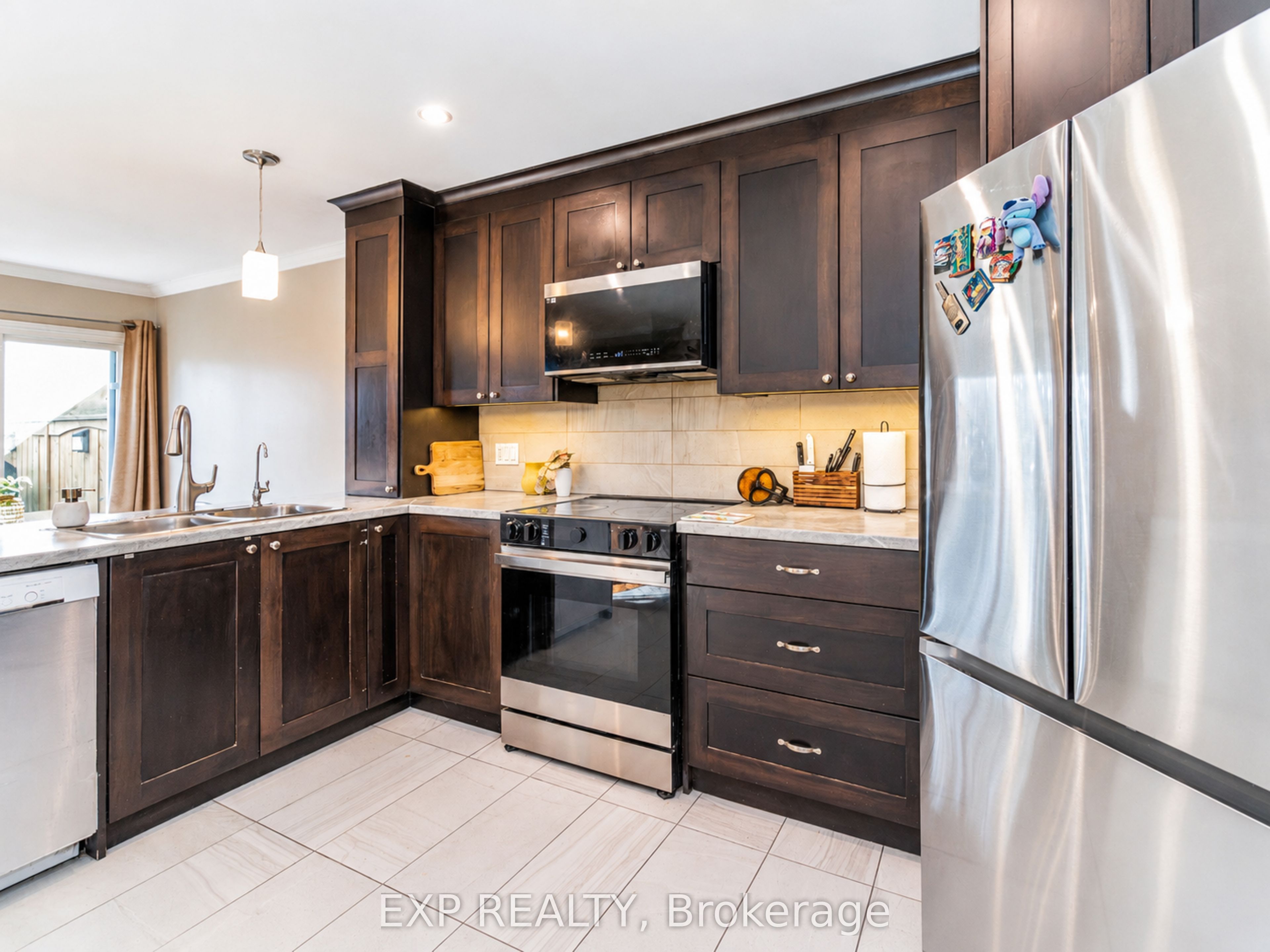 641 Royal Fern Street, Waterloo, ON N2V 2P6 photo 5