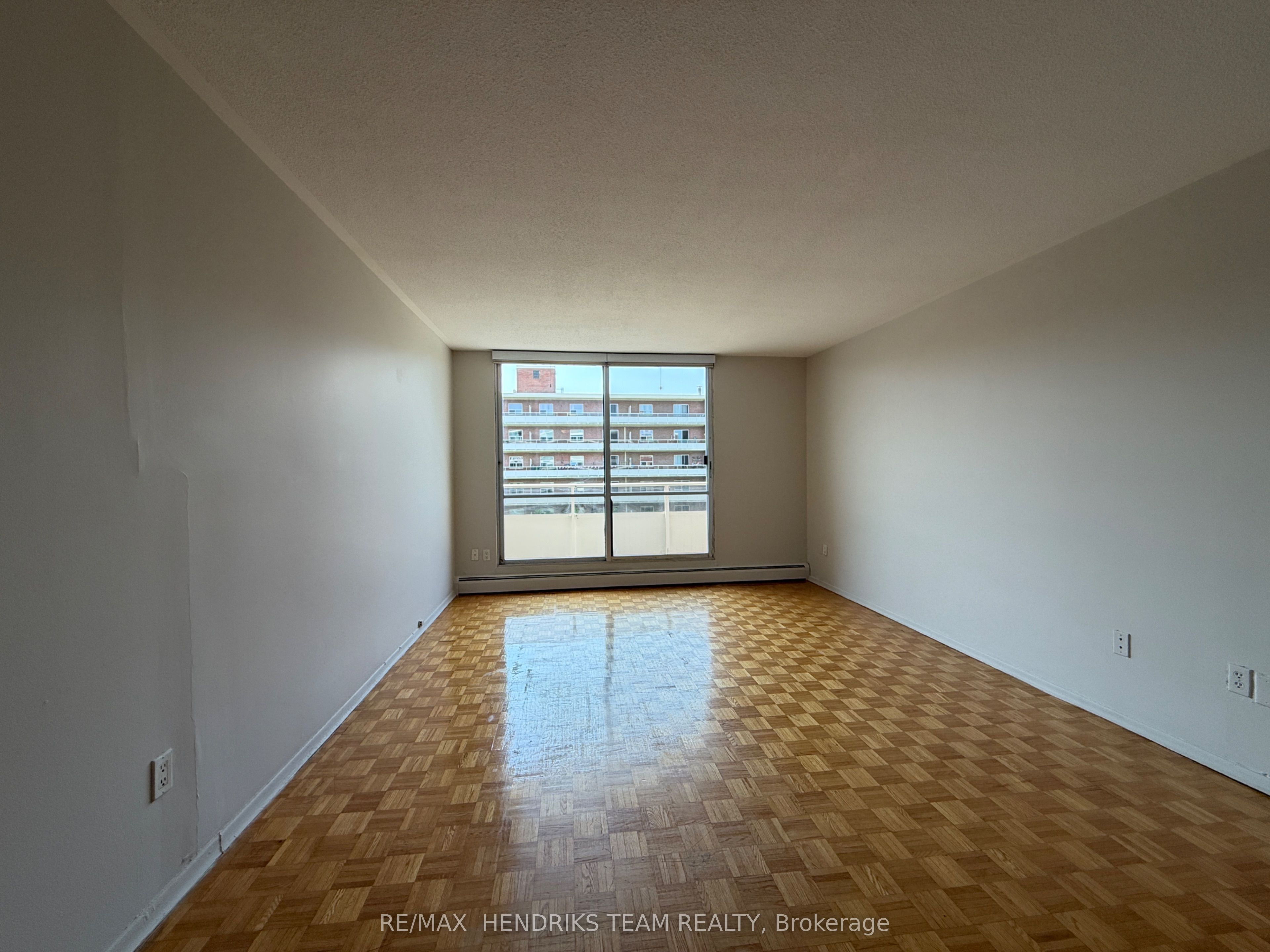 49 Leaside Drive 403, St. Catharines, ON L2M 4G4 photo 4