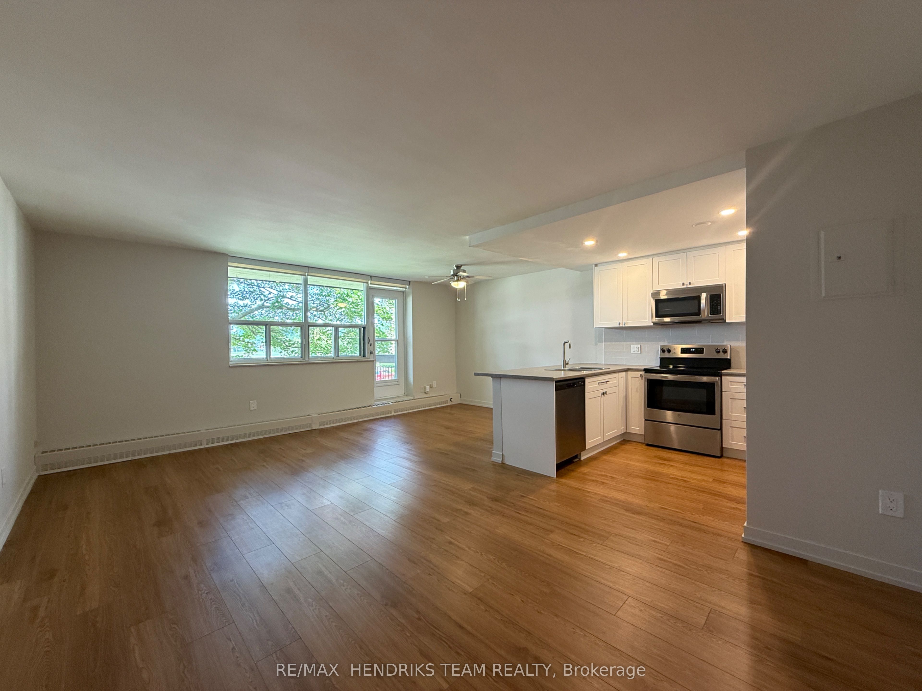 158 Fitch Street 218, Welland, ON L3C 4V6 photo 5