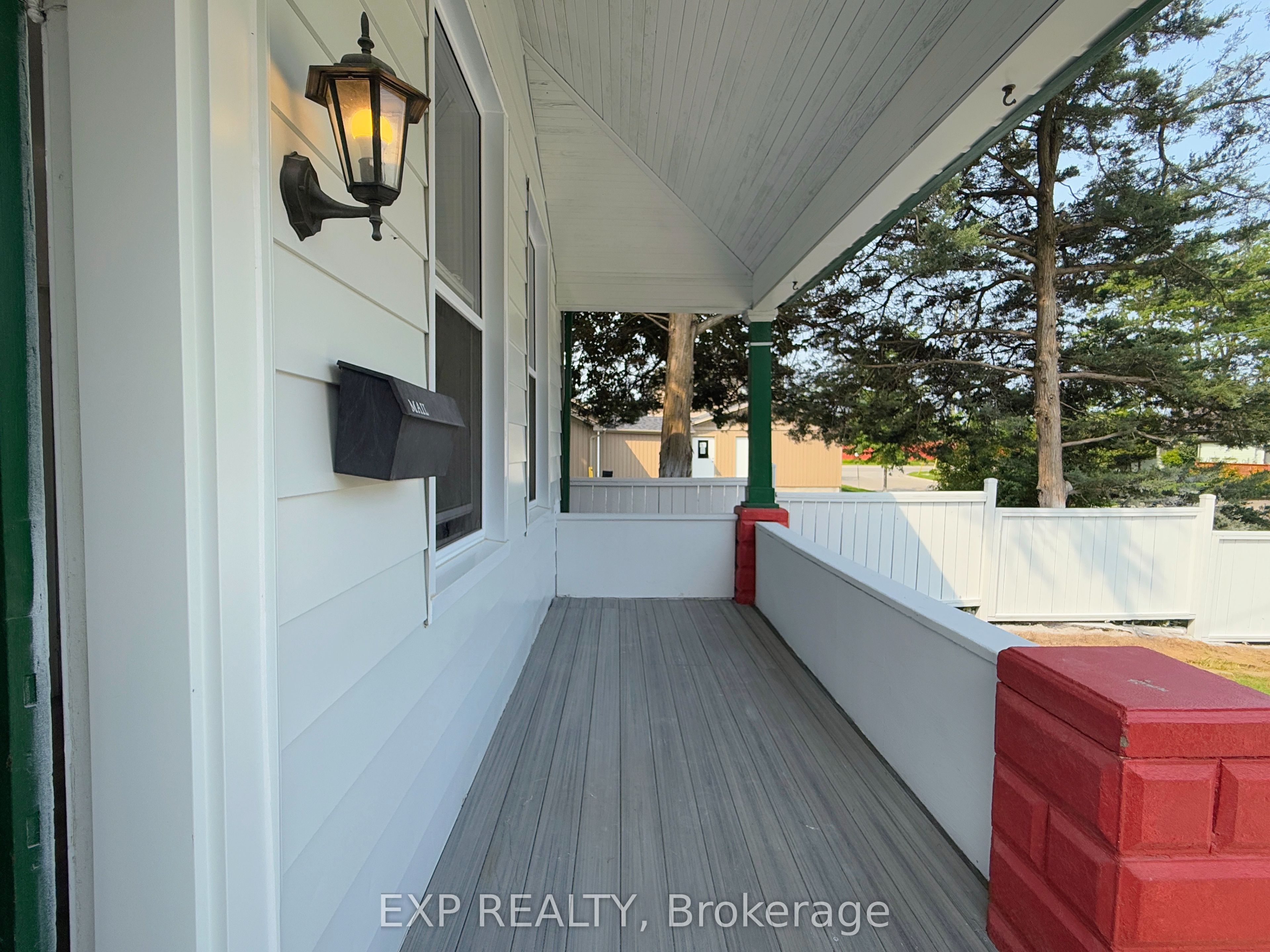 1025 York Street, London East, ON N5W 2T4 photo 5
