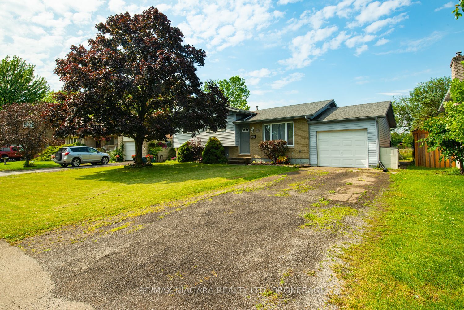 47 Elmvale Crescent, Port Colborne, ON L3K 5X1 photo 3