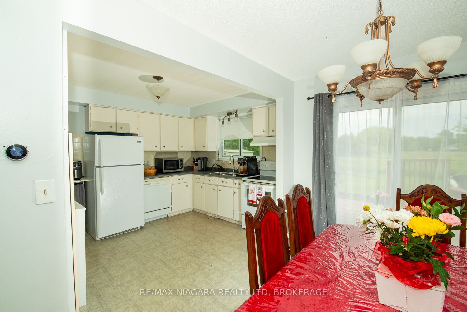 47 Elmvale Crescent, Port Colborne, ON L3K 5X1 photo 4