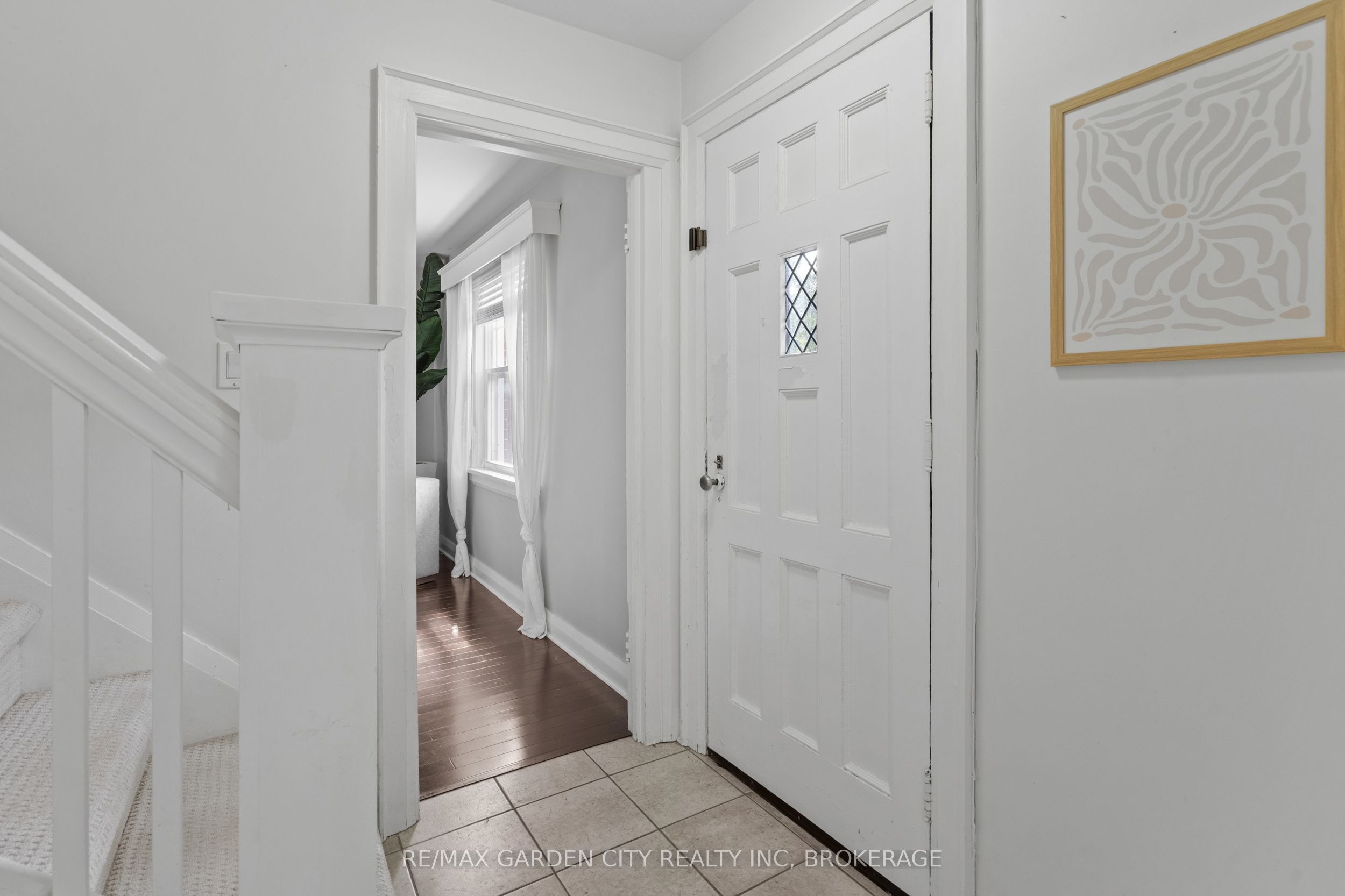 6751 Barker Street, Niagara Falls, ON L2G 1Z1 photo 5