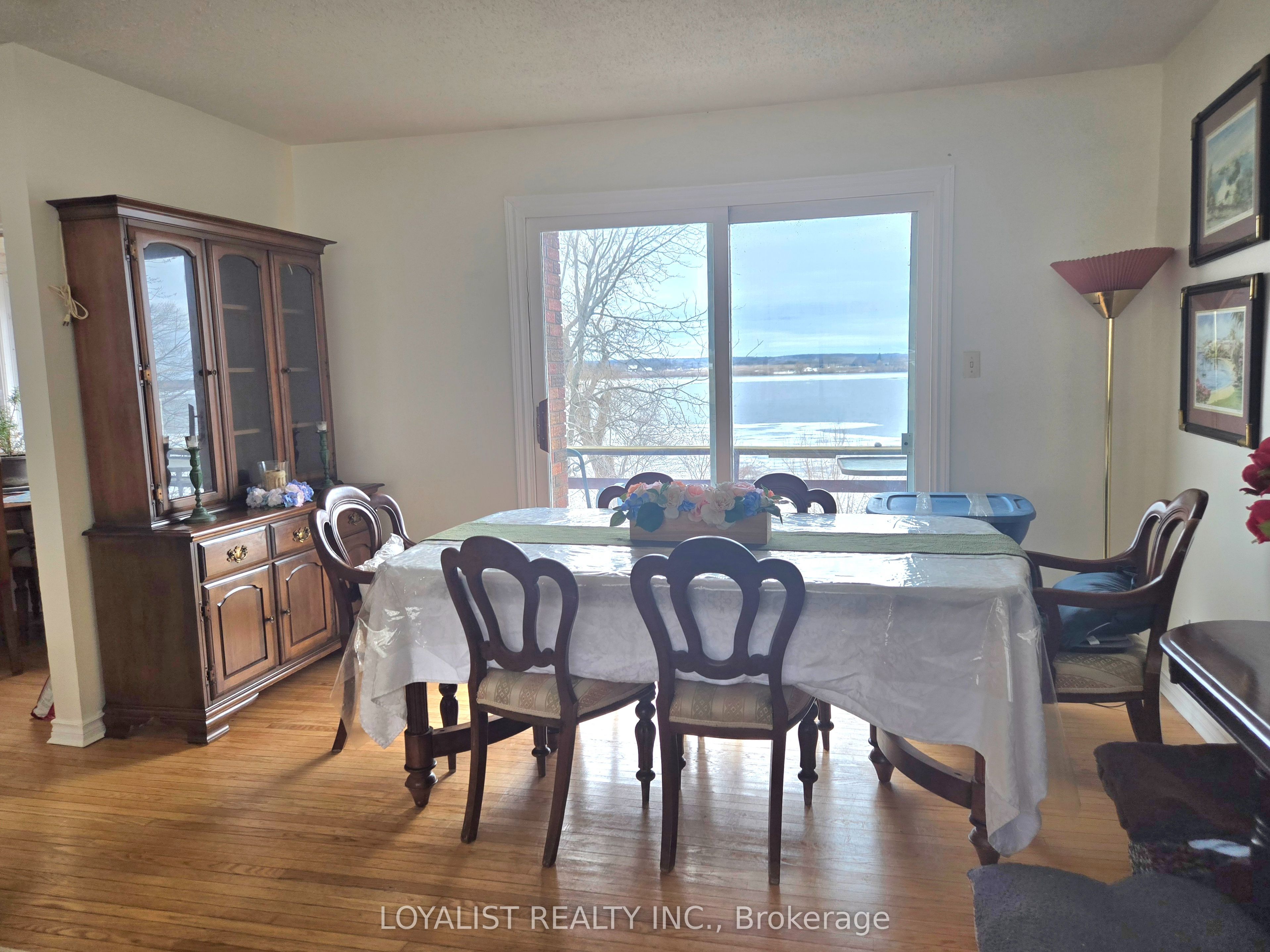 25 Redner Lane, Prince Edward County, ON K0K 1L0 photo 4