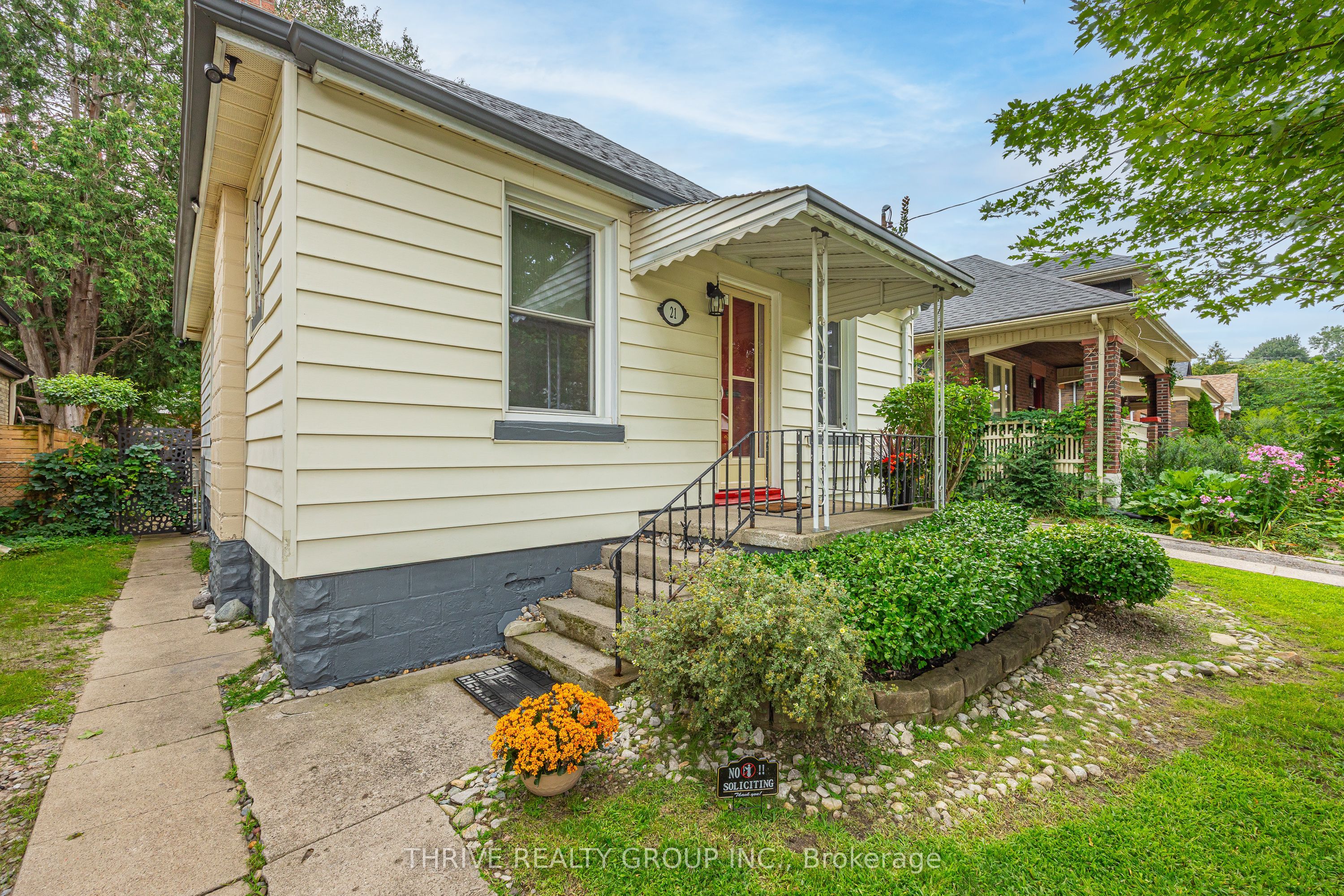 21 Wolseley Avenue, London East, ON N5Y 2K7 photo 3