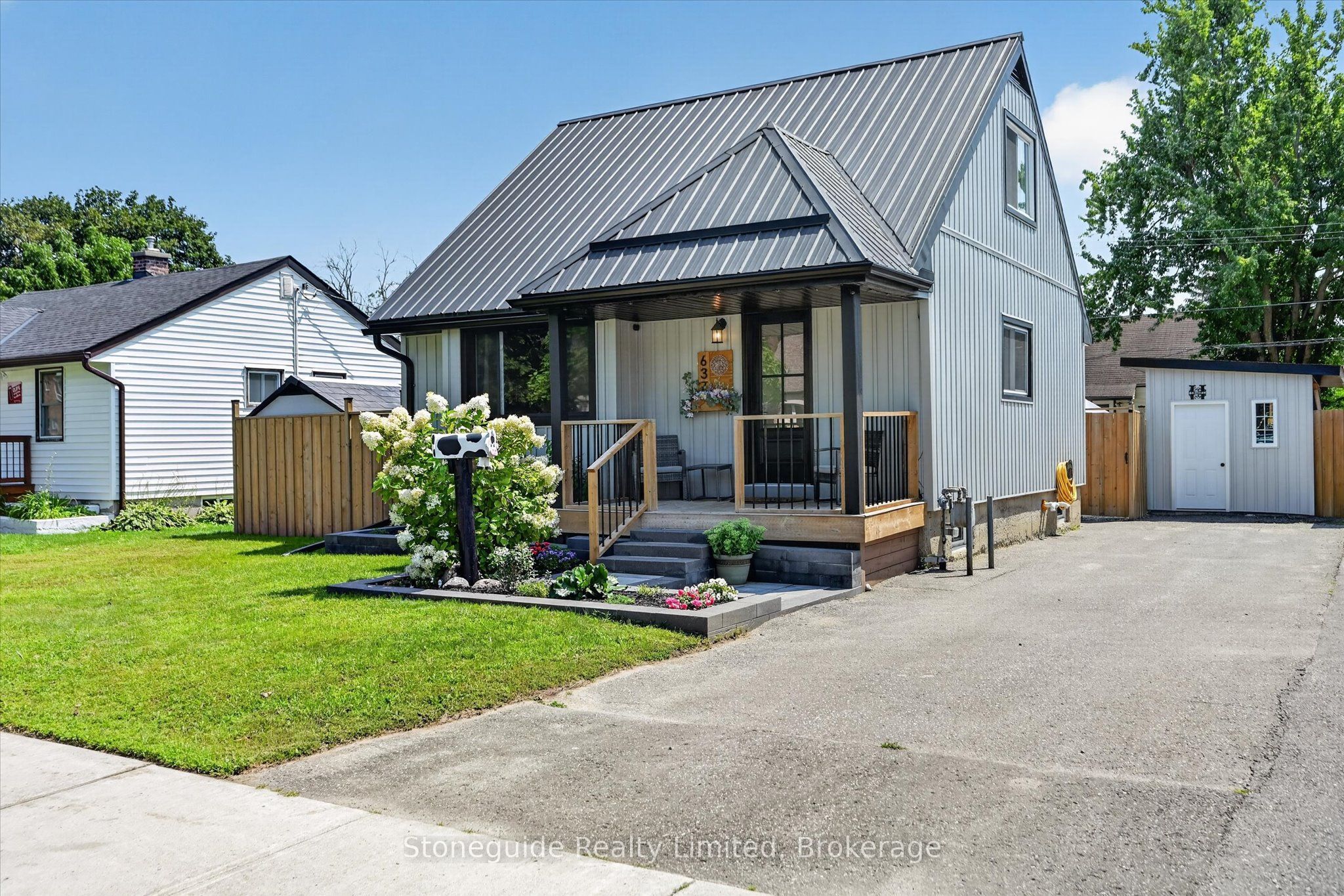 637 McKellar Street, Peterborough, ON K9J 1R4 photo 2